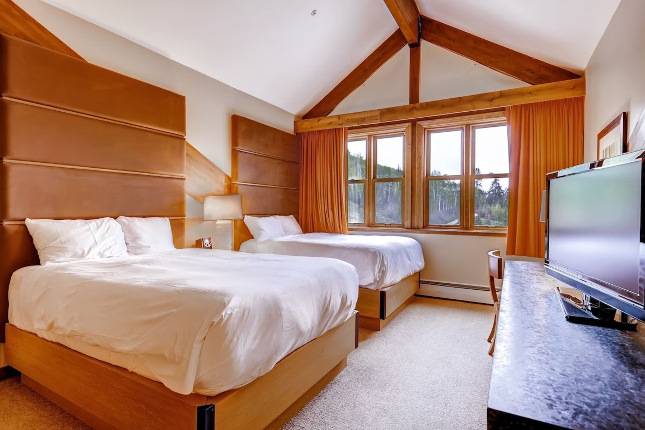 Double Deluxe Two Queen Beds