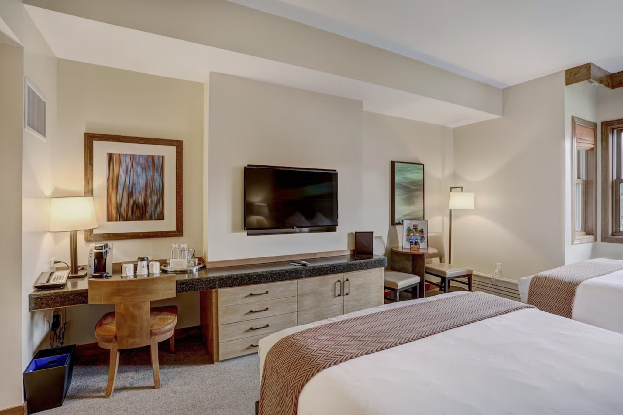 Double Superior Queen Bed