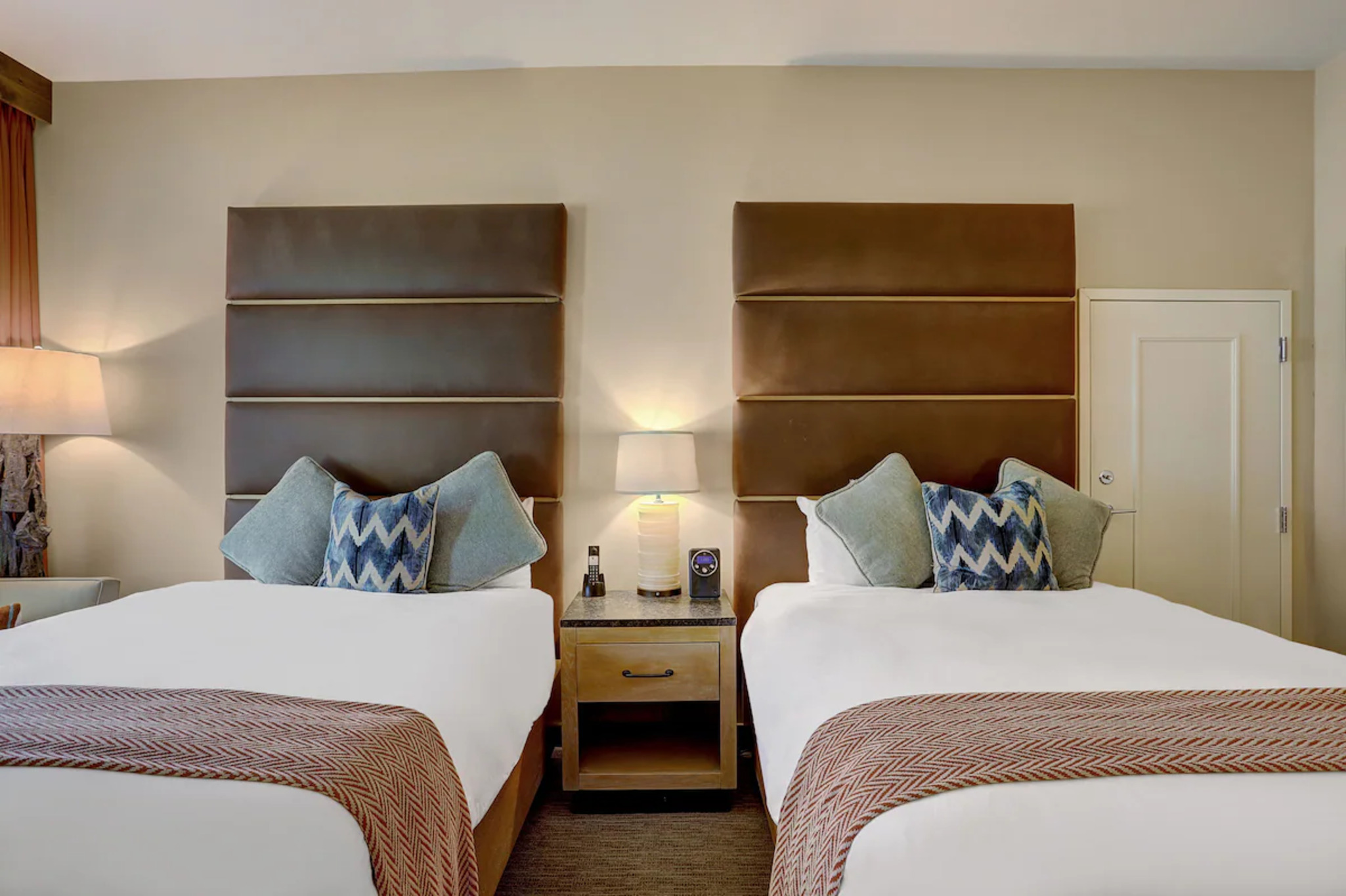 Double Superior Queen Bed