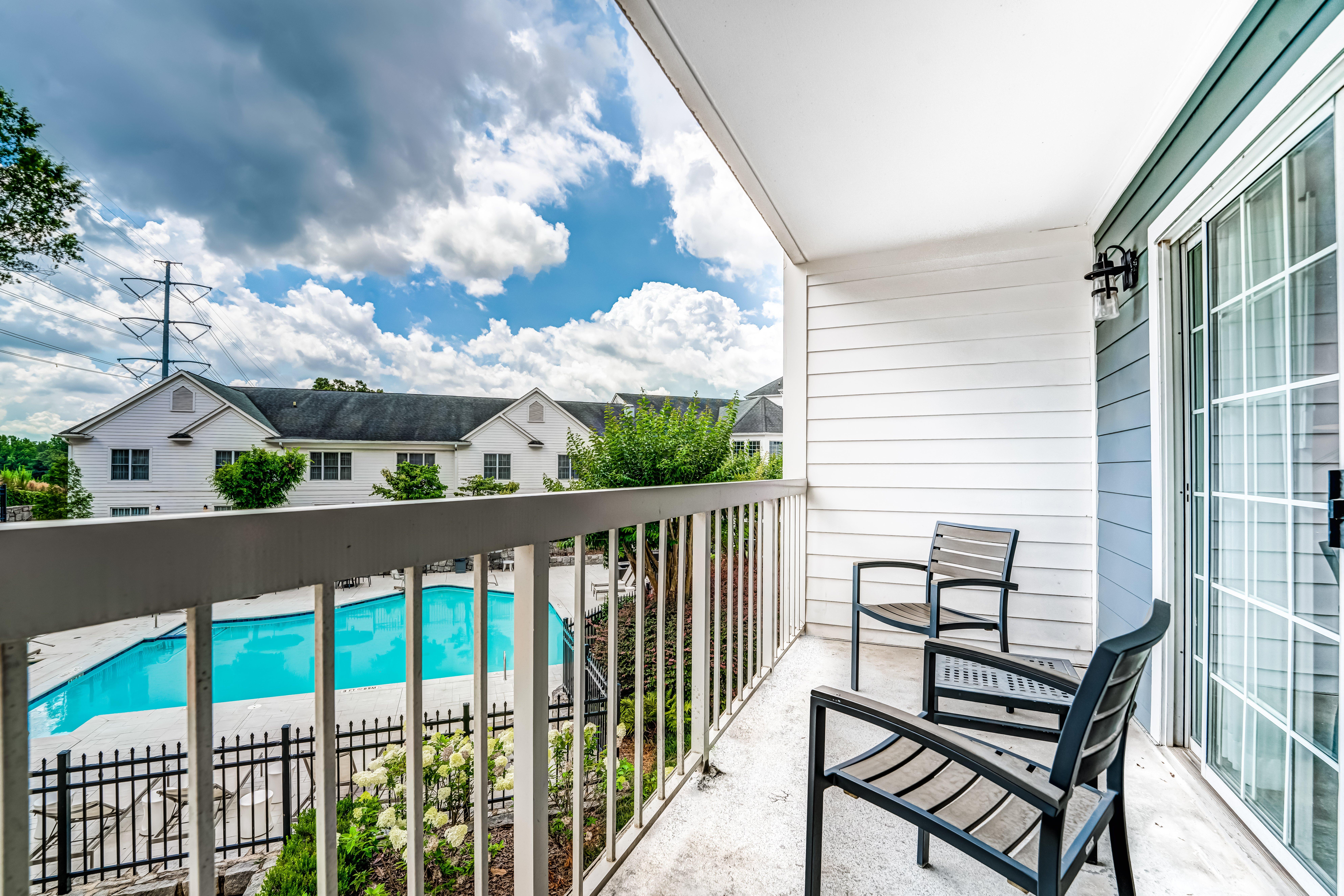 Suite Accessible King Size Bed