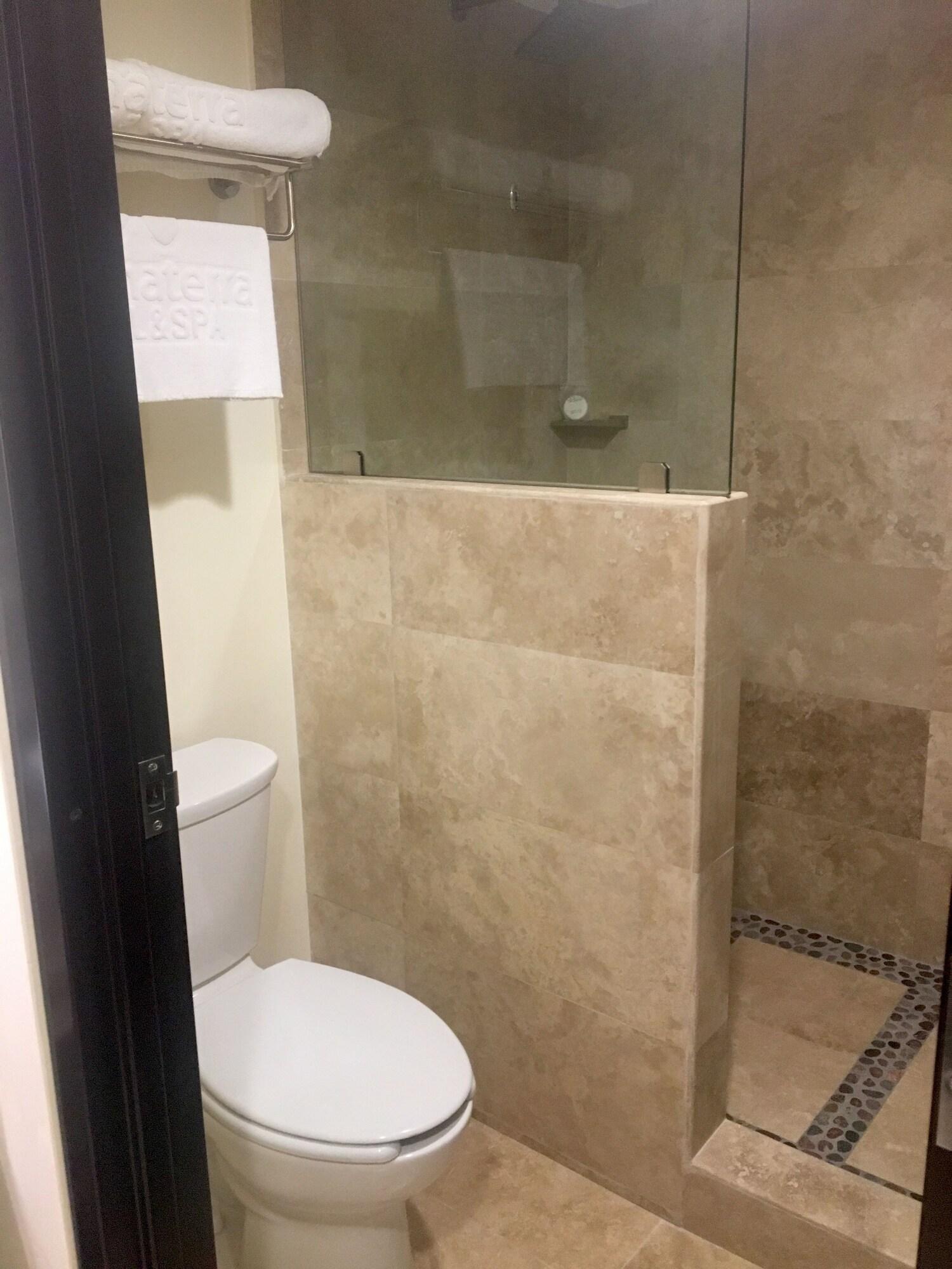 Double Deluxe Two Double Beds