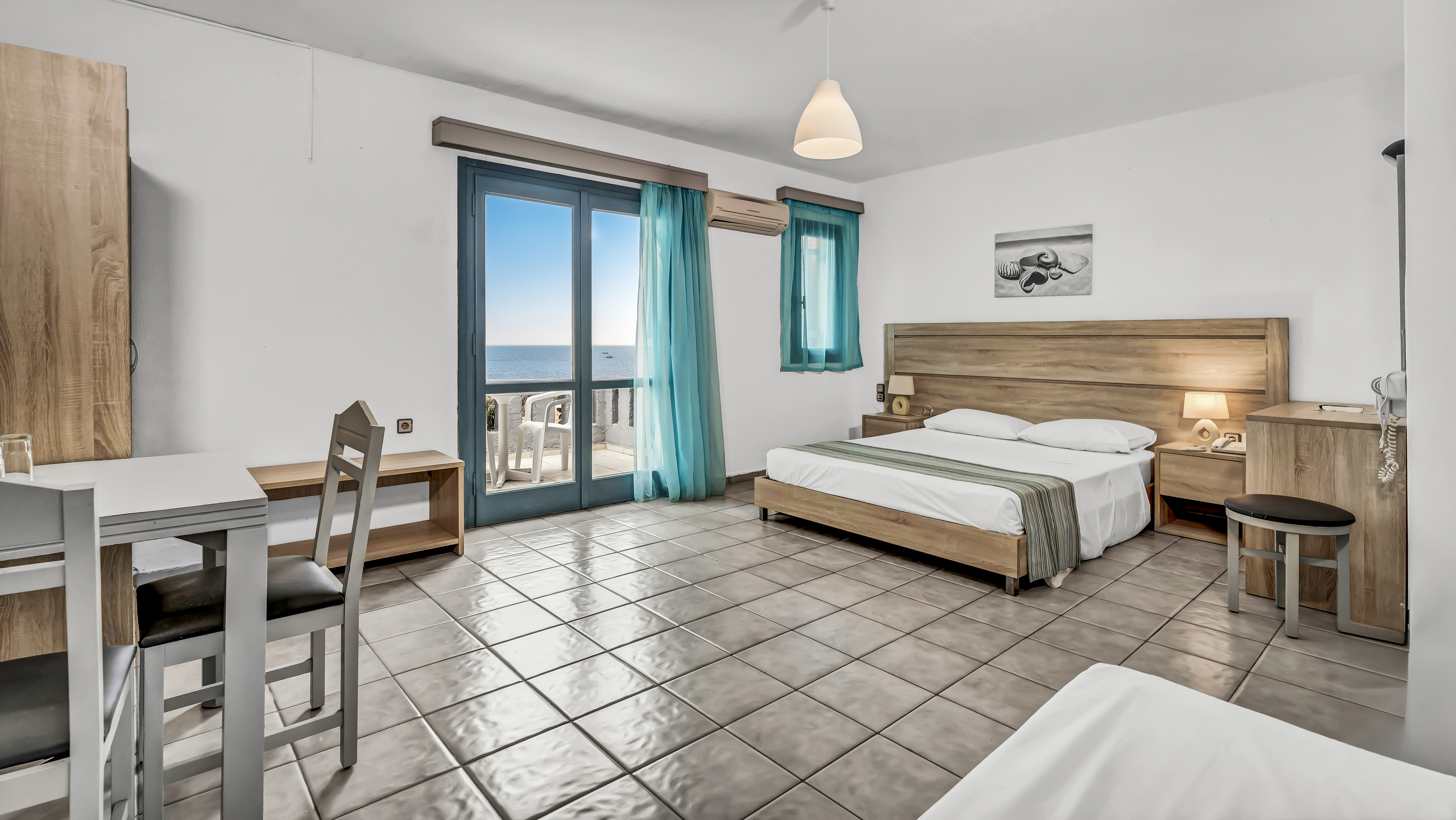 Double or Twin Superior Sea View