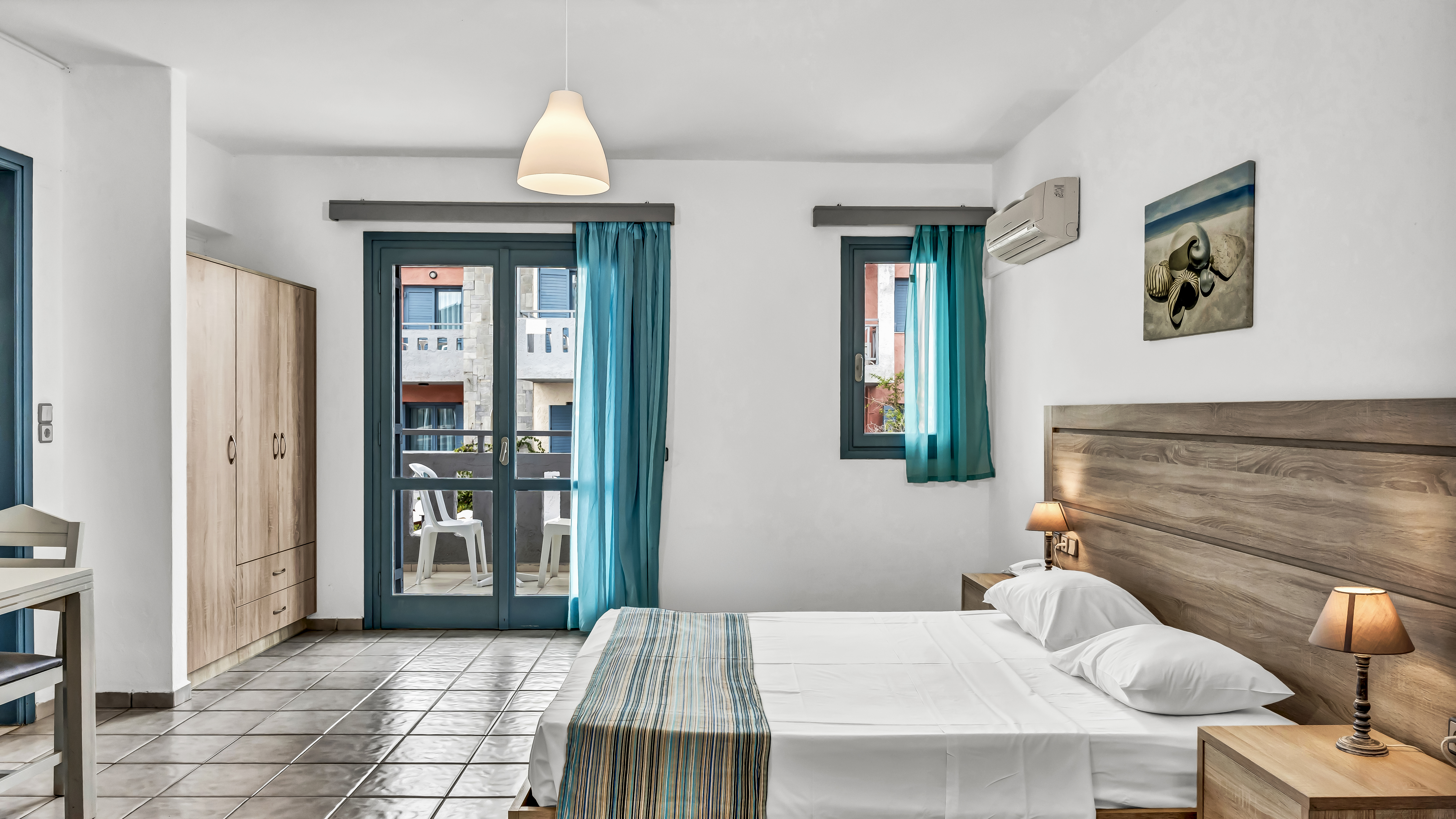 Double or Twin Superior