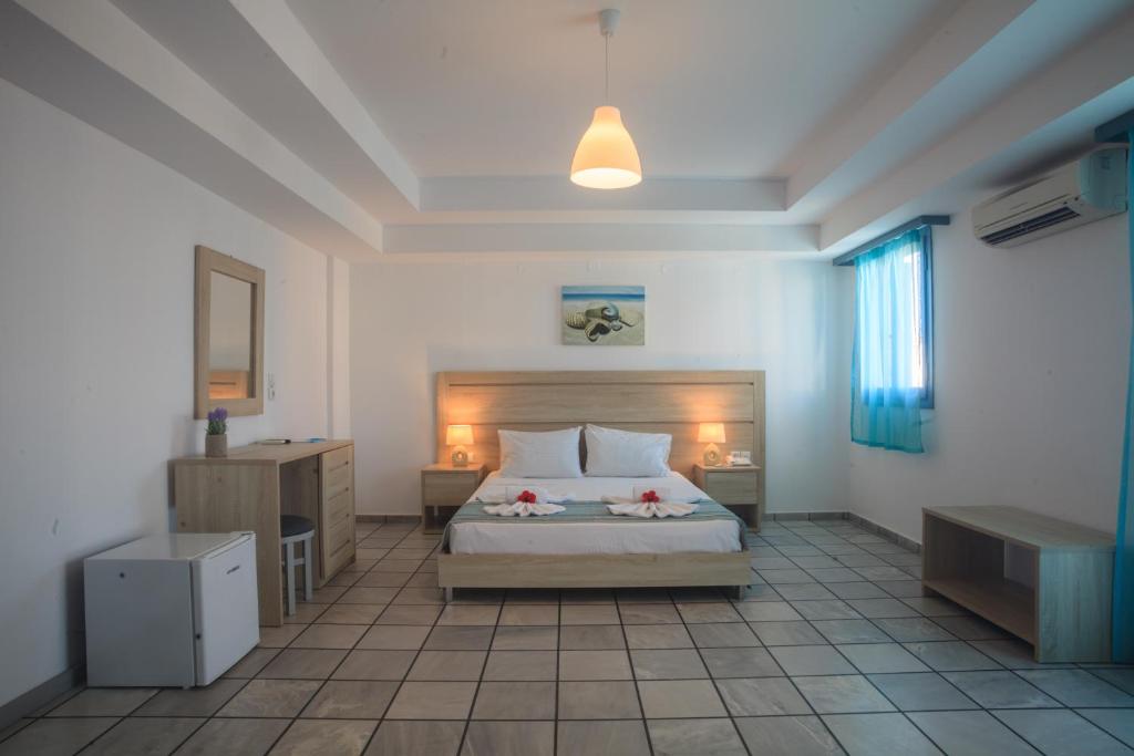 Double or Twin Side Sea View