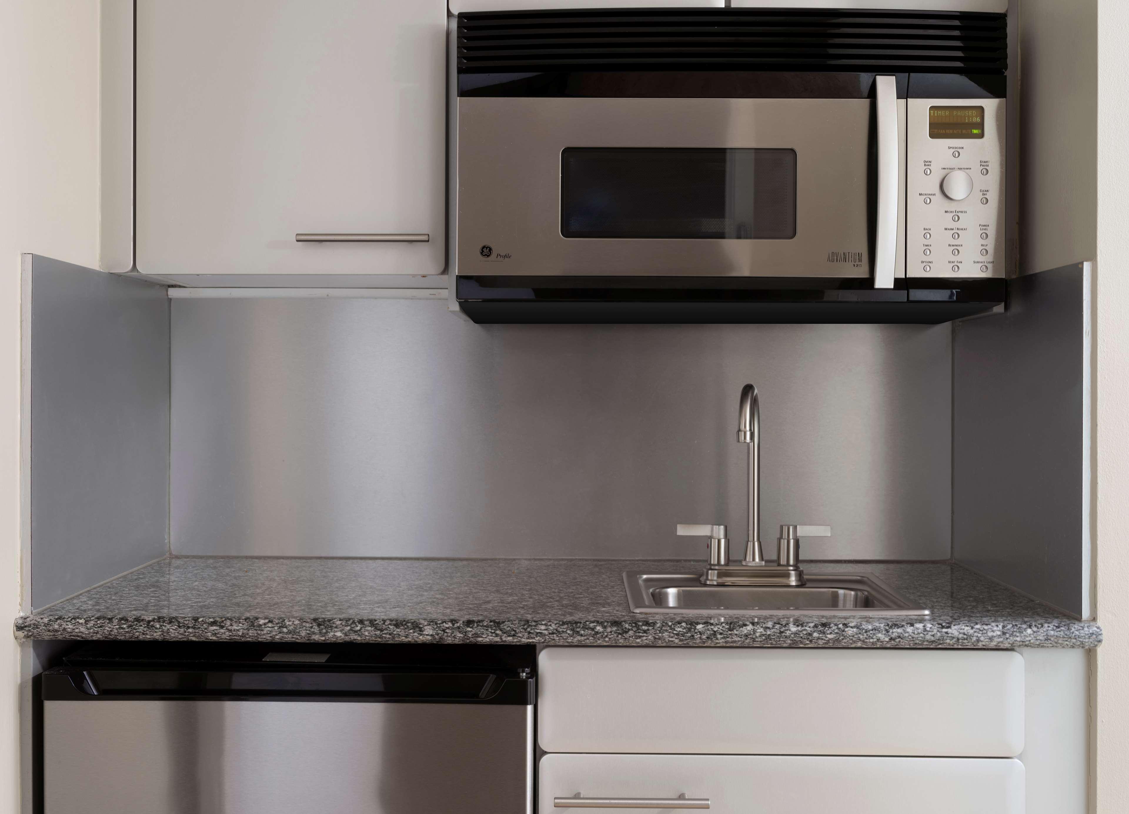 Studio Deluxe City View