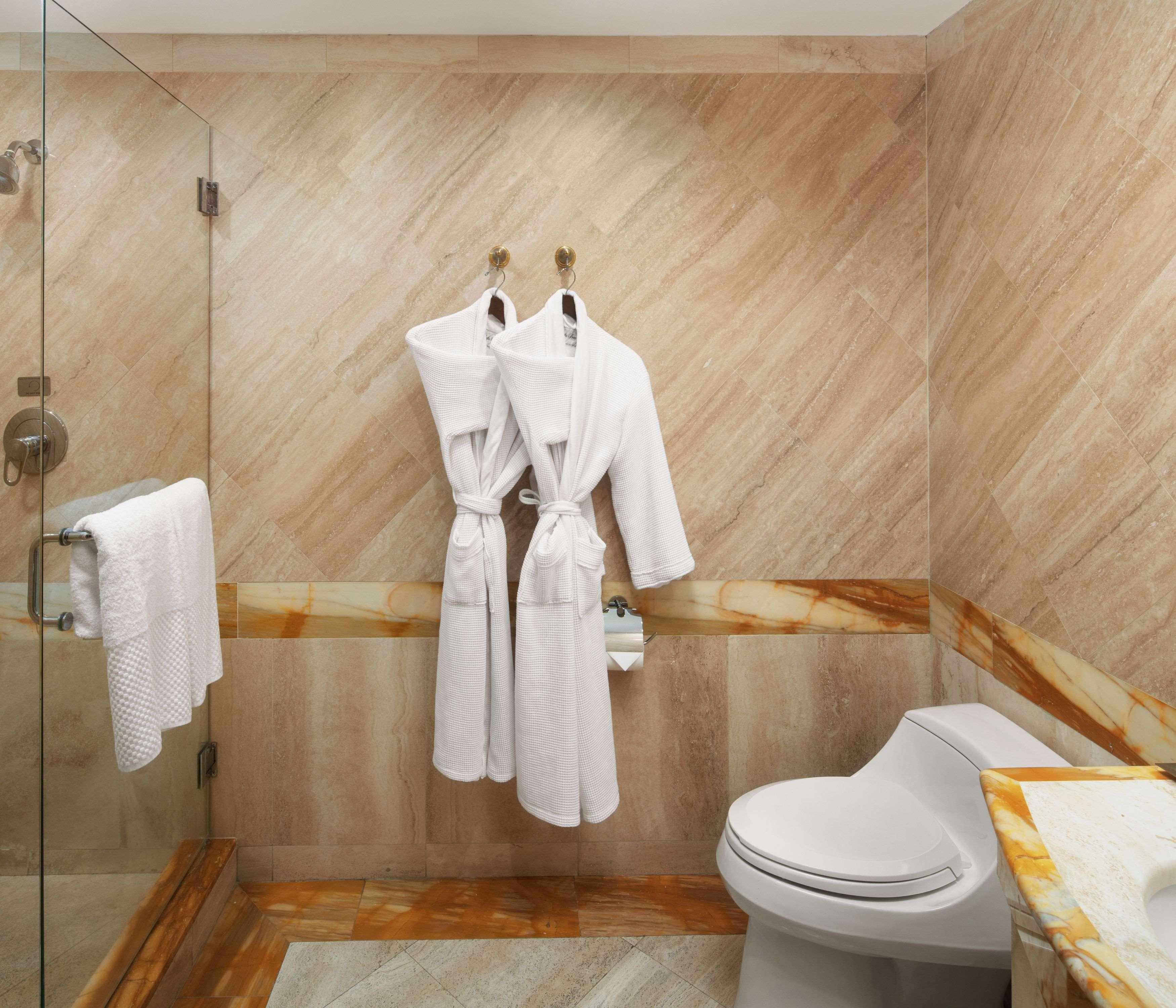 Studio Partial Ocean View