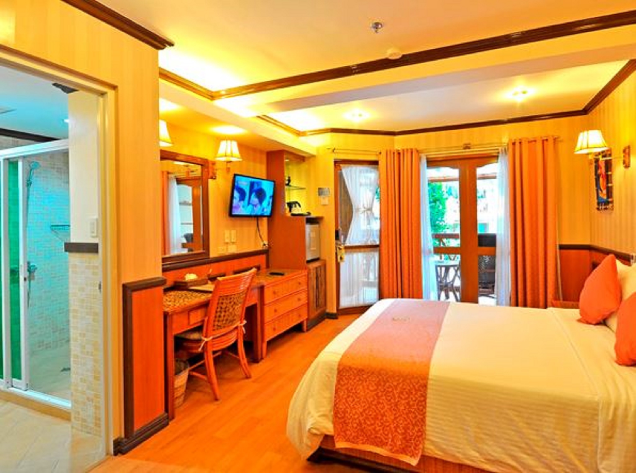 Double Deluxe Pool View