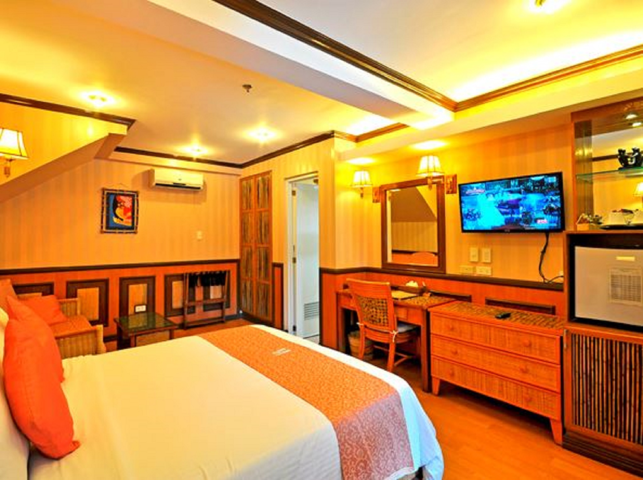 Double Deluxe Pool View