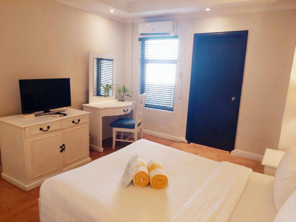 Double or Twin Deluxe