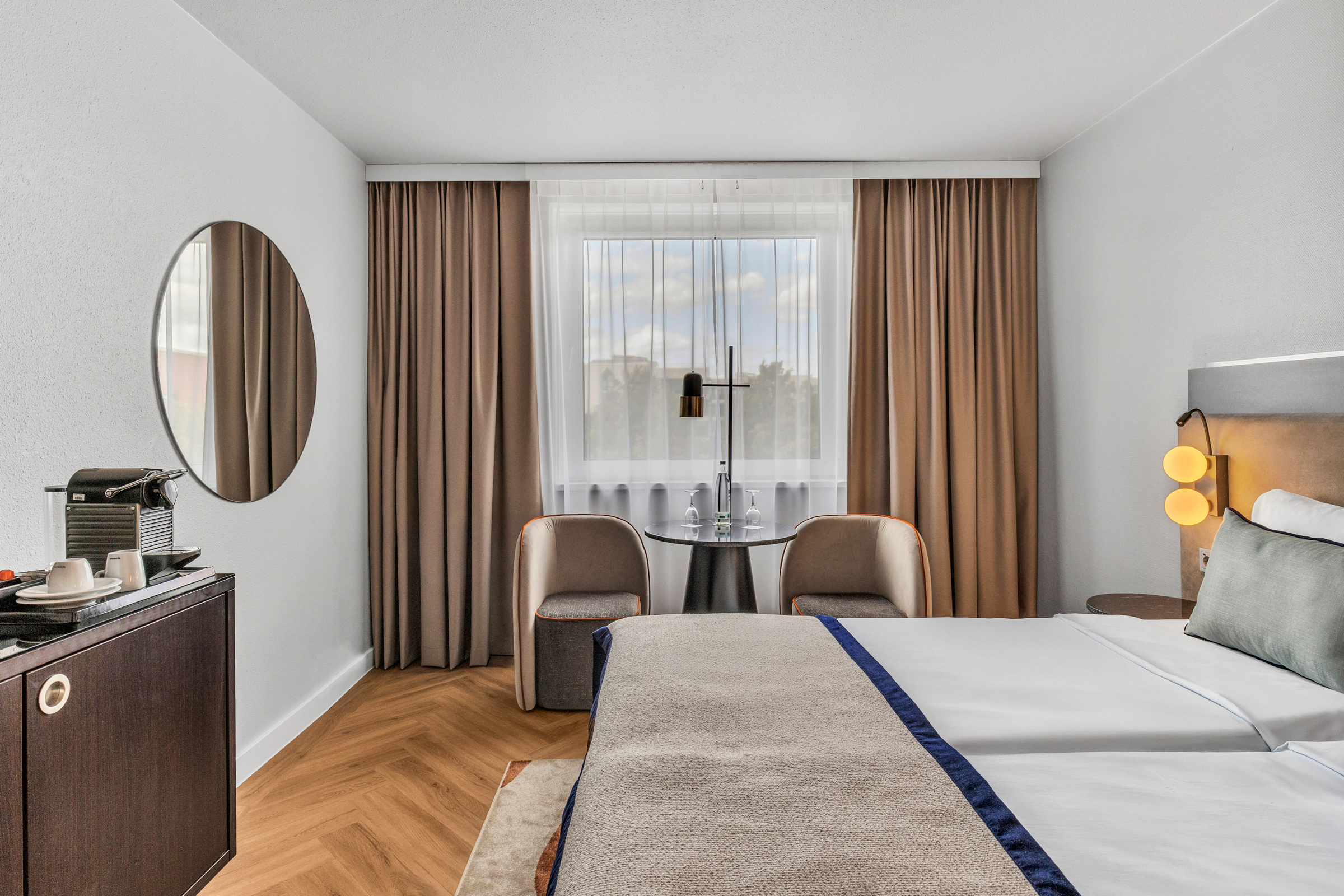 Family Room Capacity 4