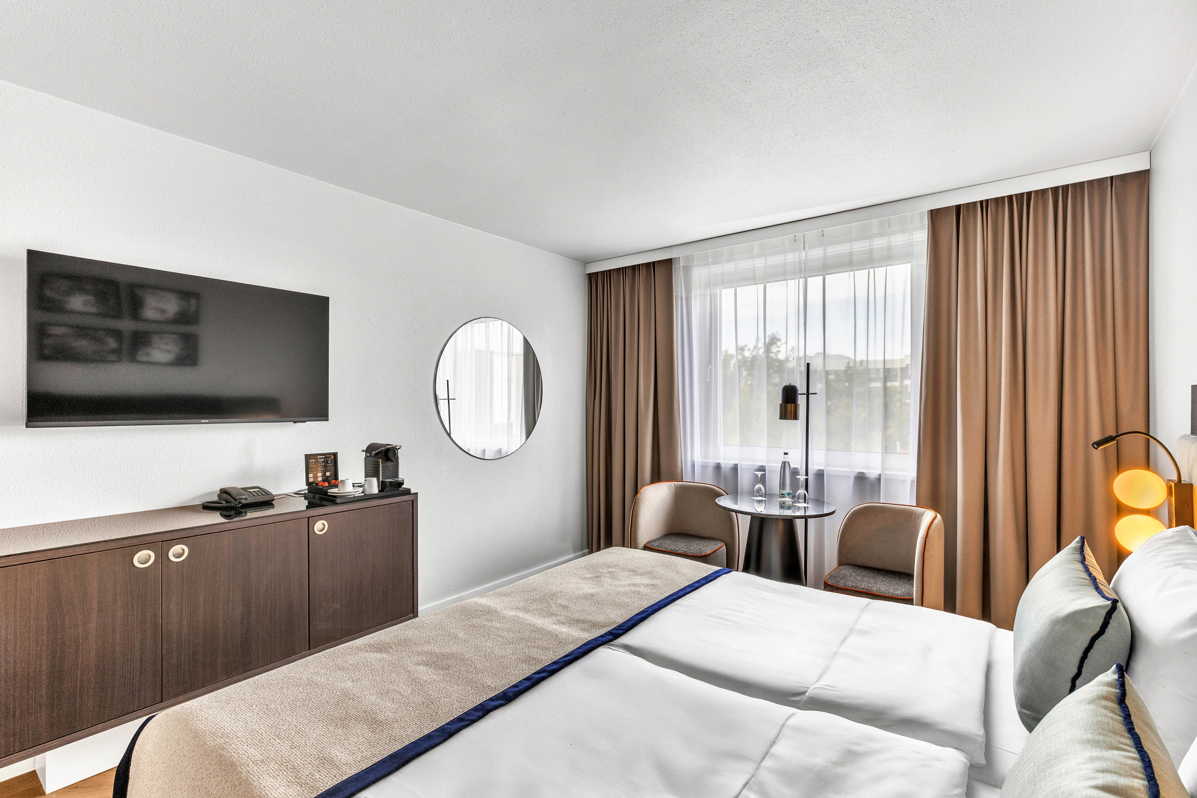 Family Room Capacity 4