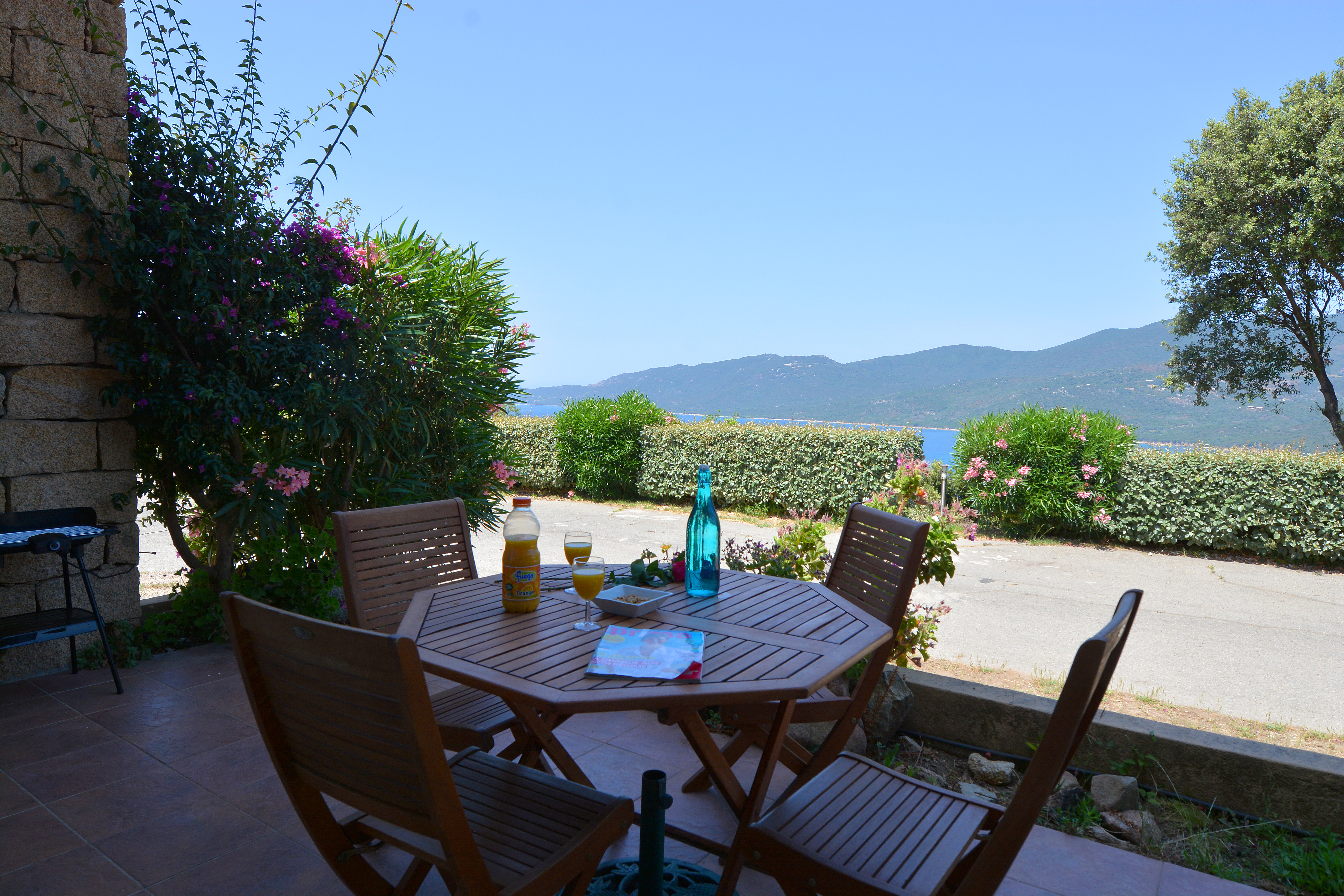 Apartment Capacity 6