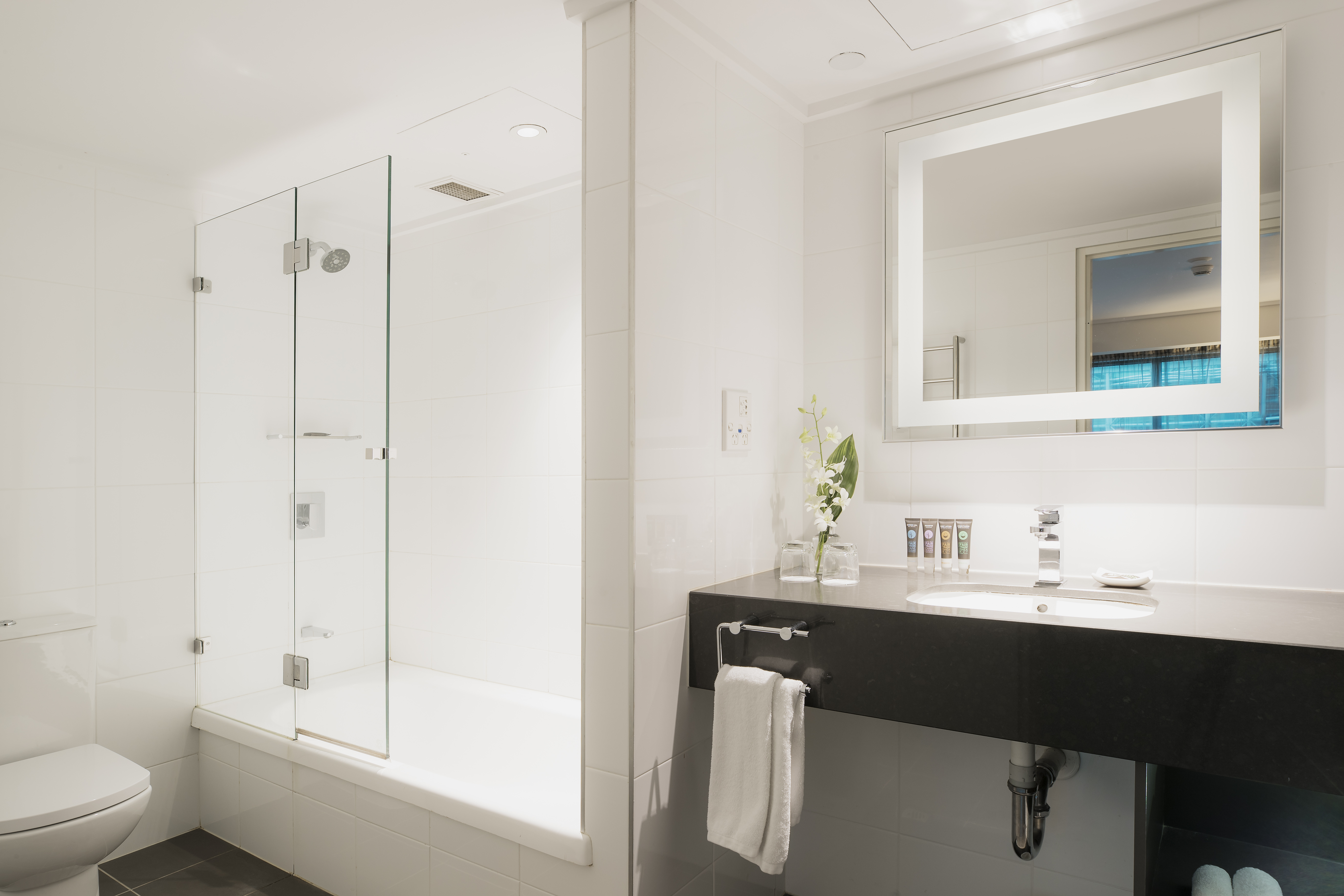 Double Deluxe Two Double Beds