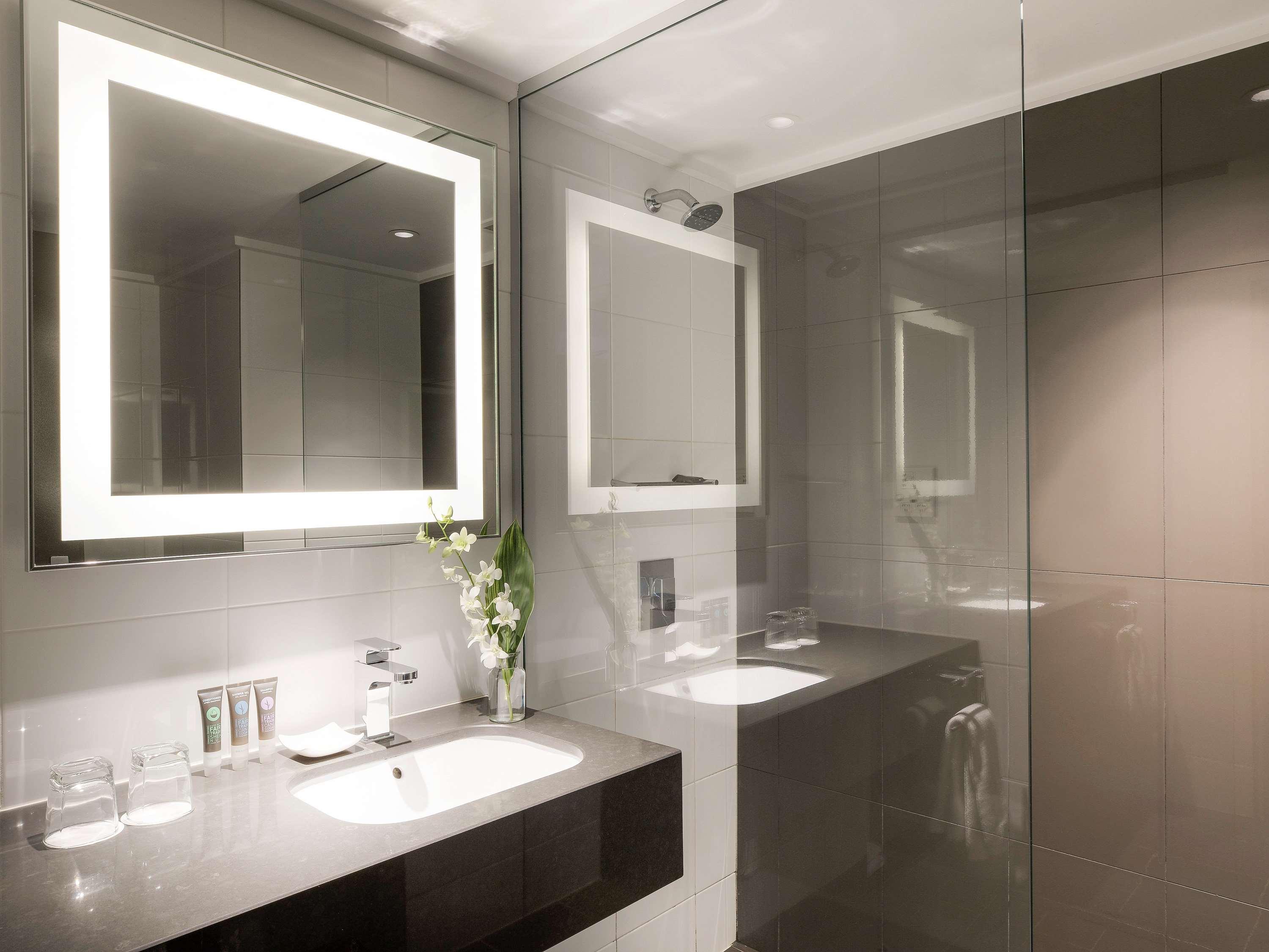 Double Queen Size Bed