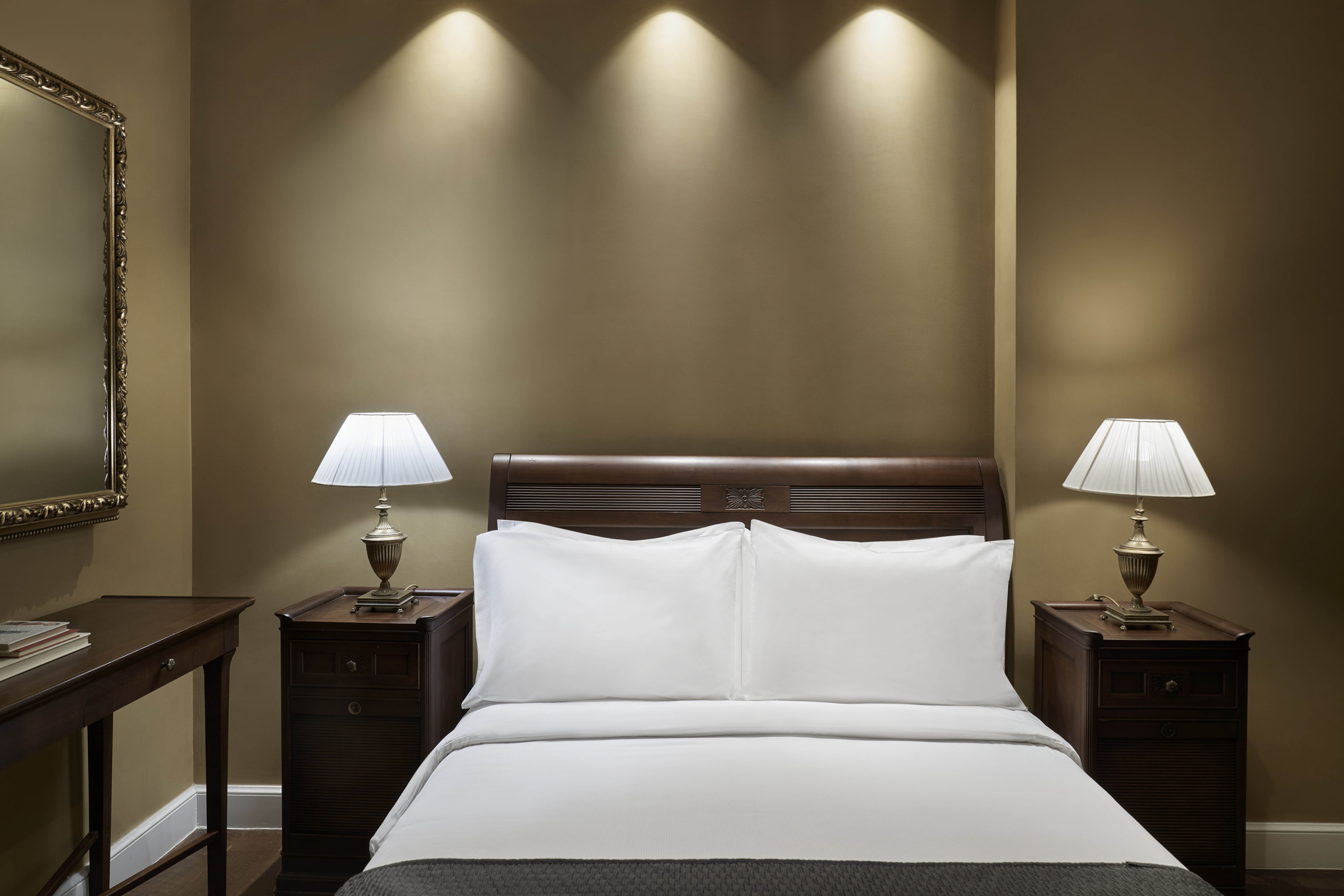 Double or Twin Standard