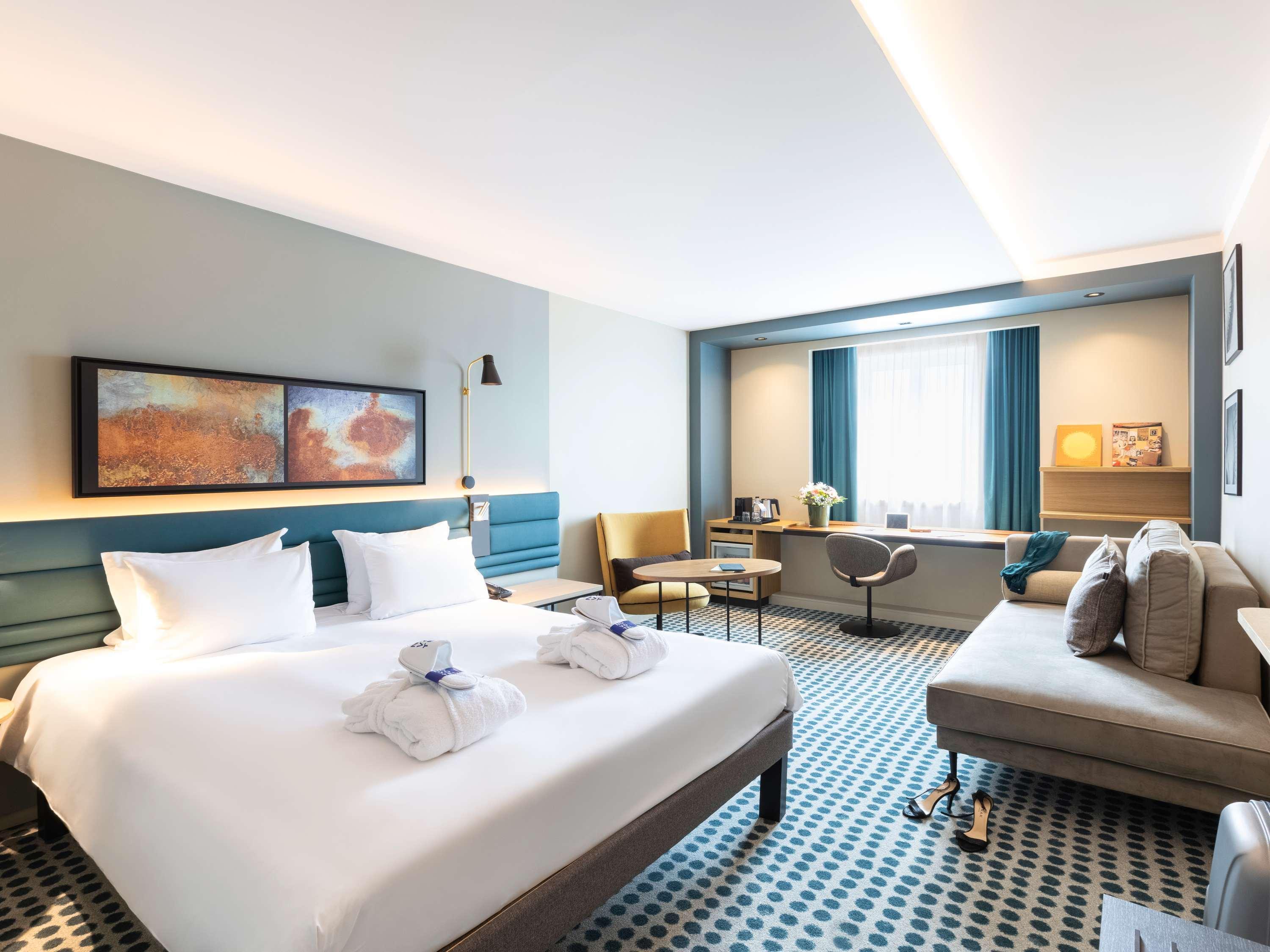 Double Executive King Bed