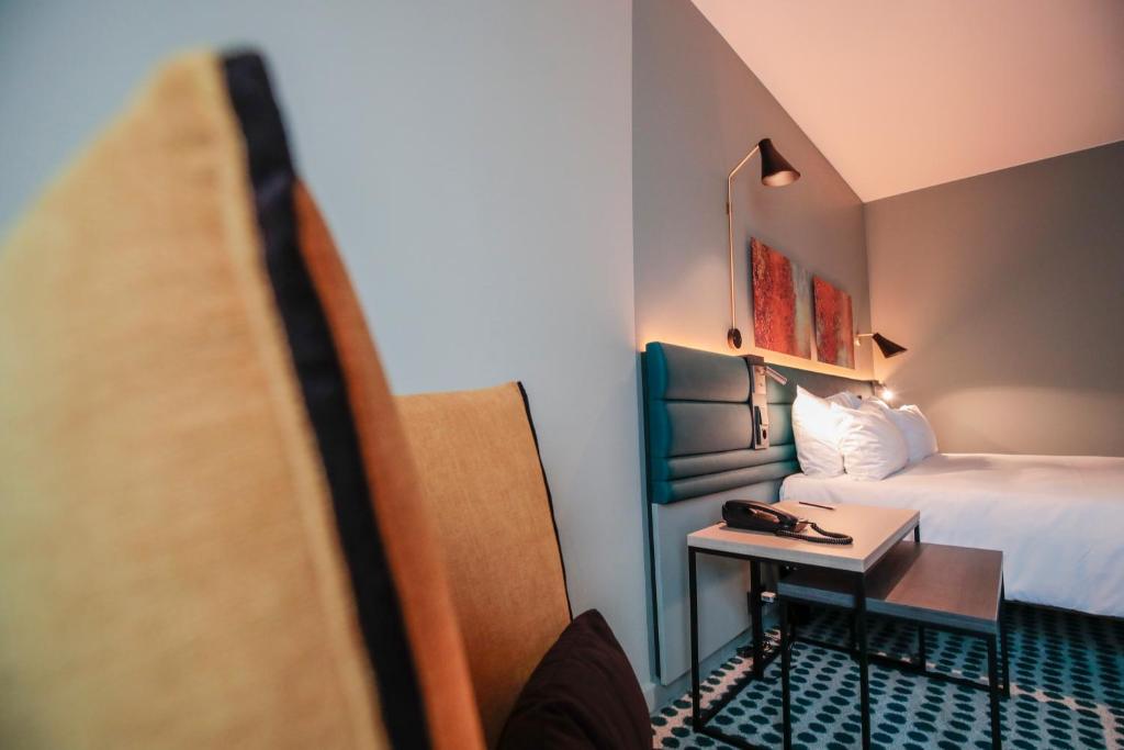 Double Executive King Bed