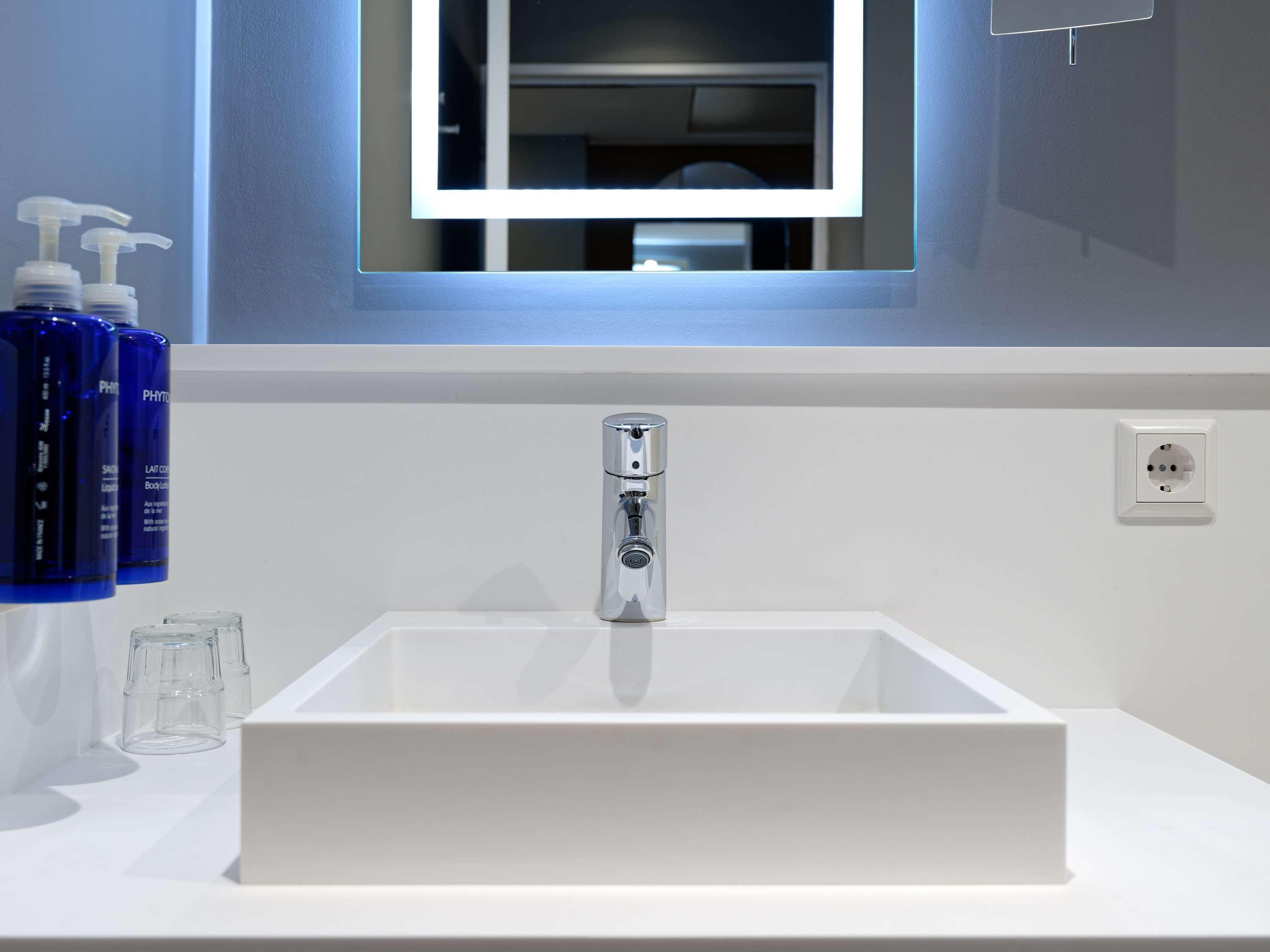 Double Executive King Bed