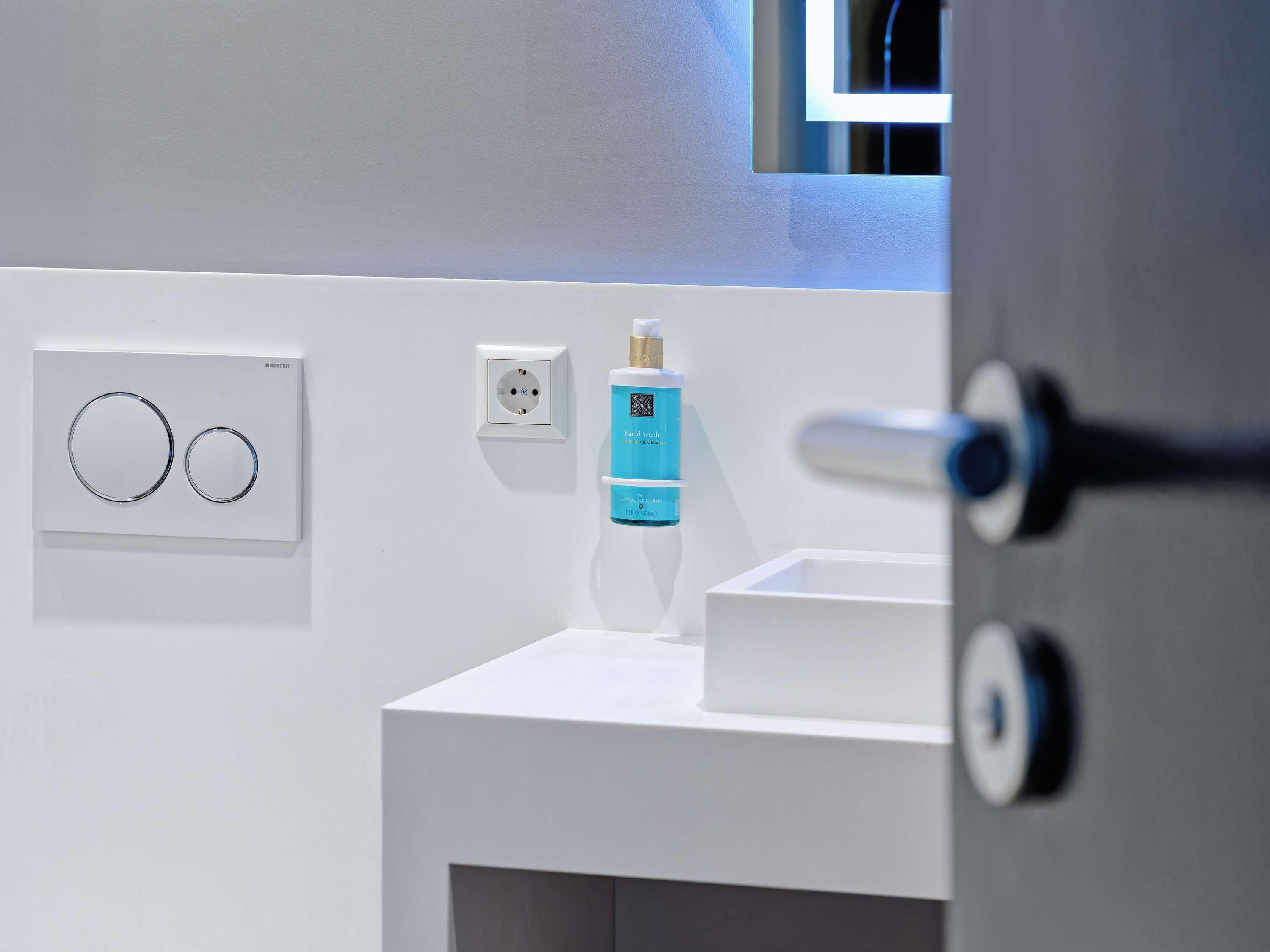 Double Executive King Bed