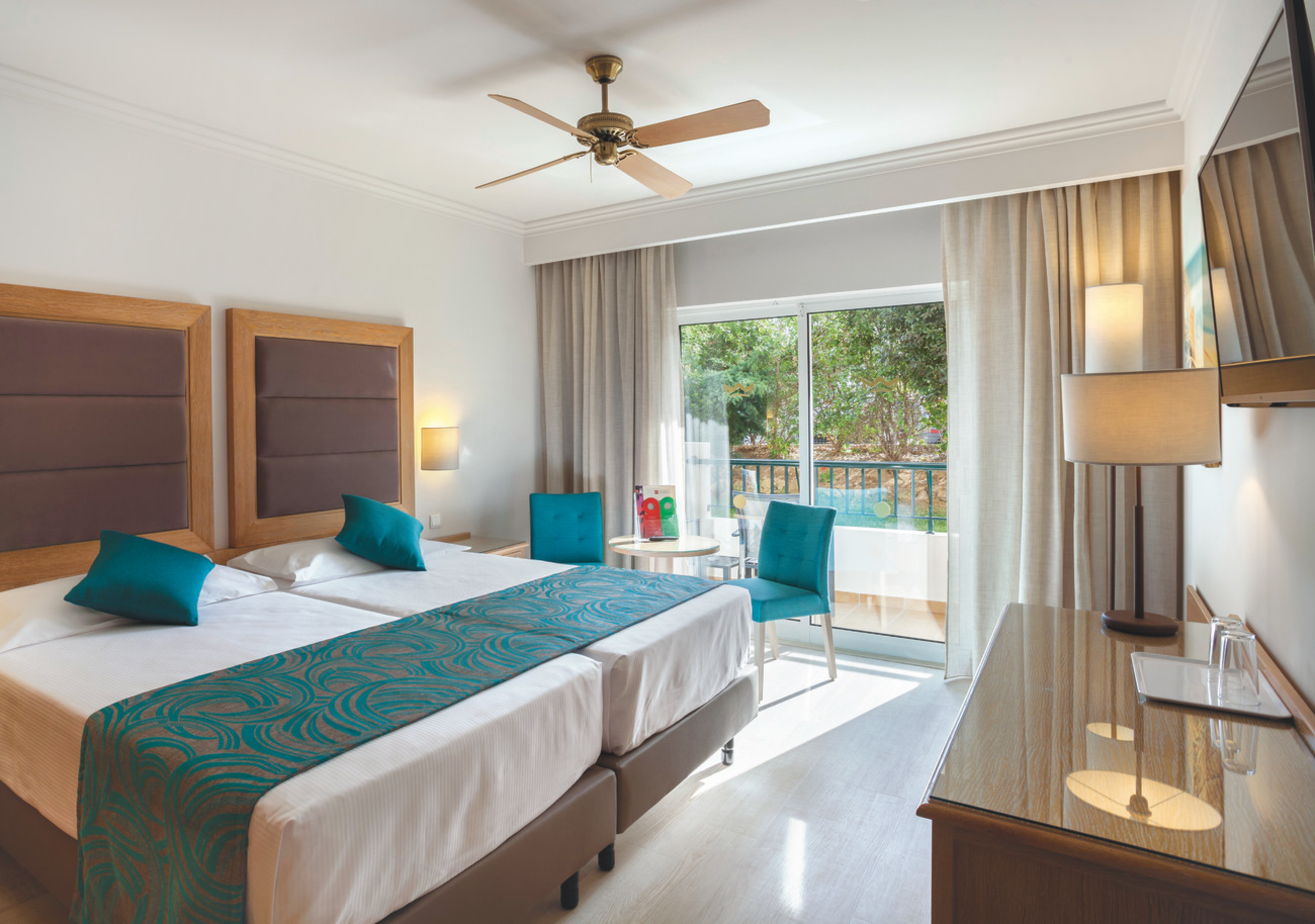 Double or Twin Standard