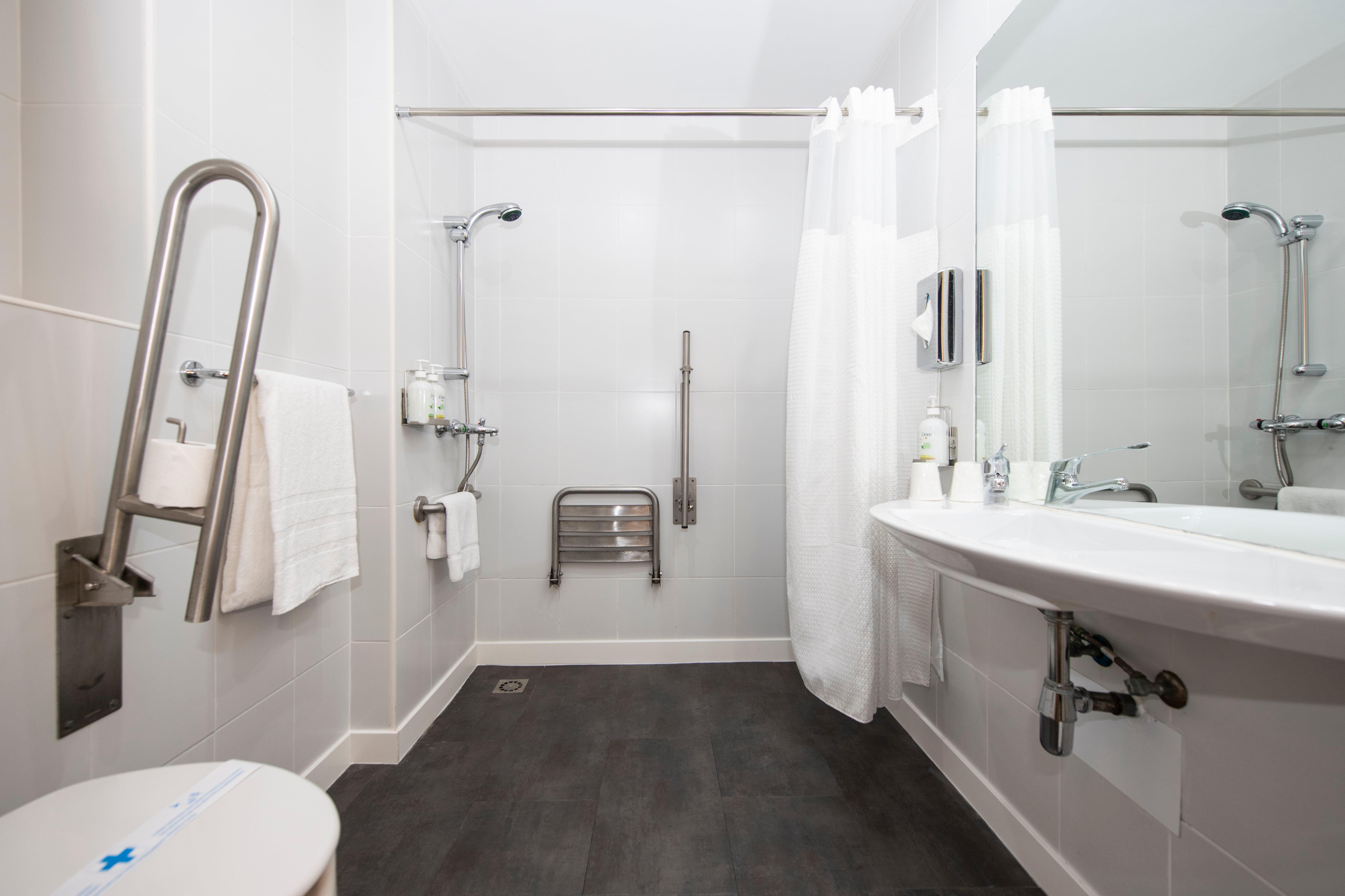 Double Accessible-queen Size Bed