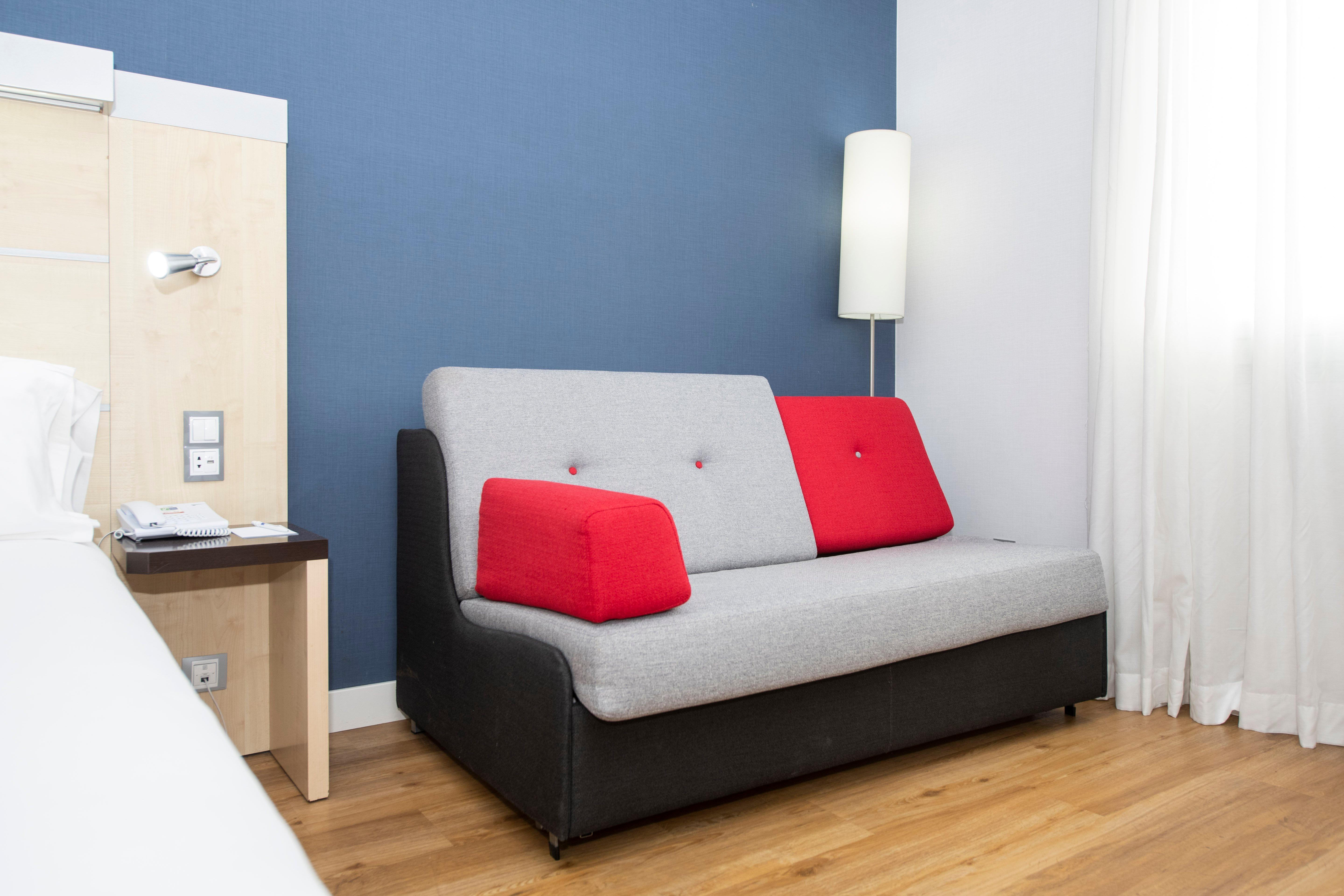 Double Queen Size Bed