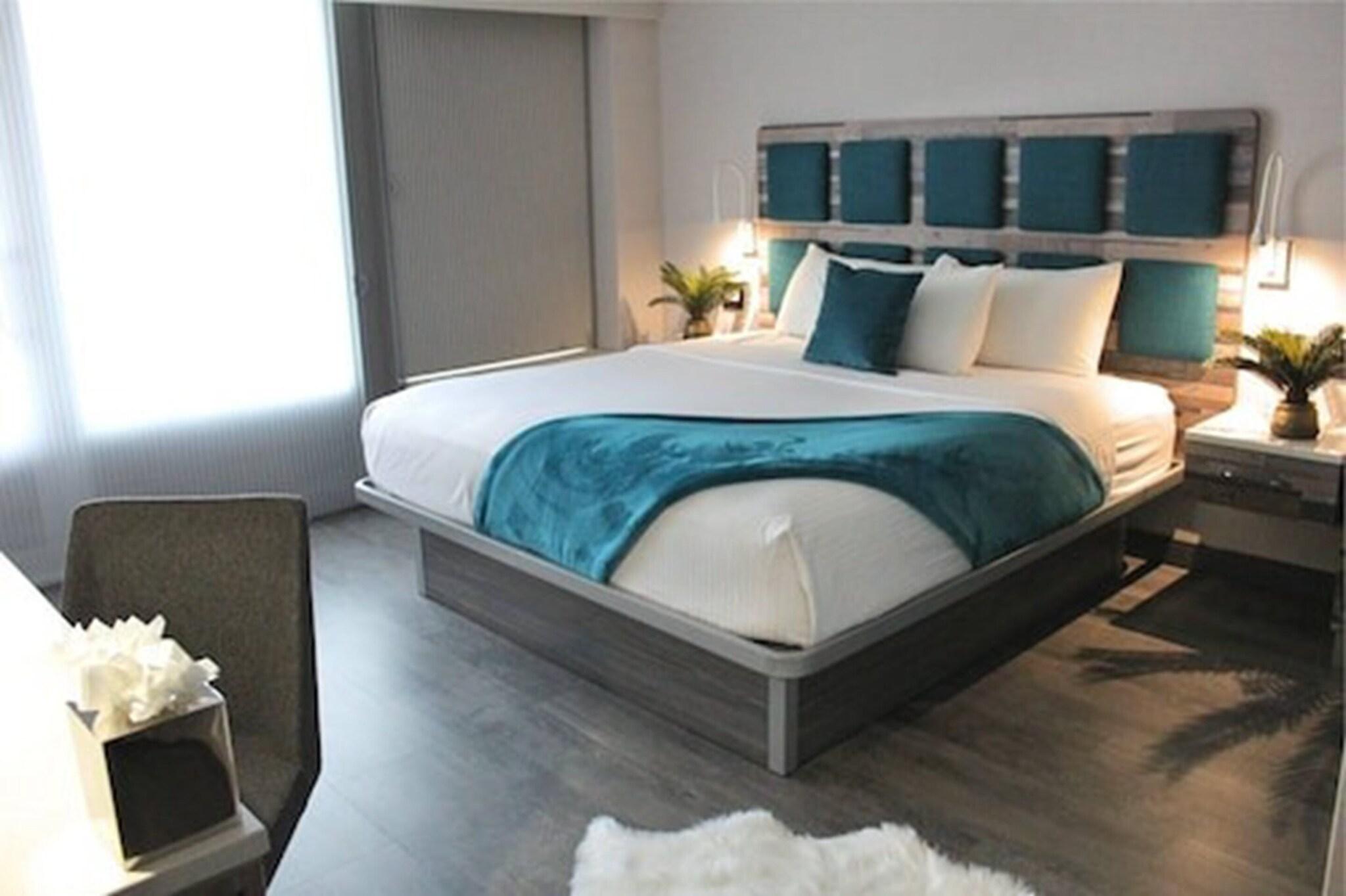 Double Accessible King Size Bed