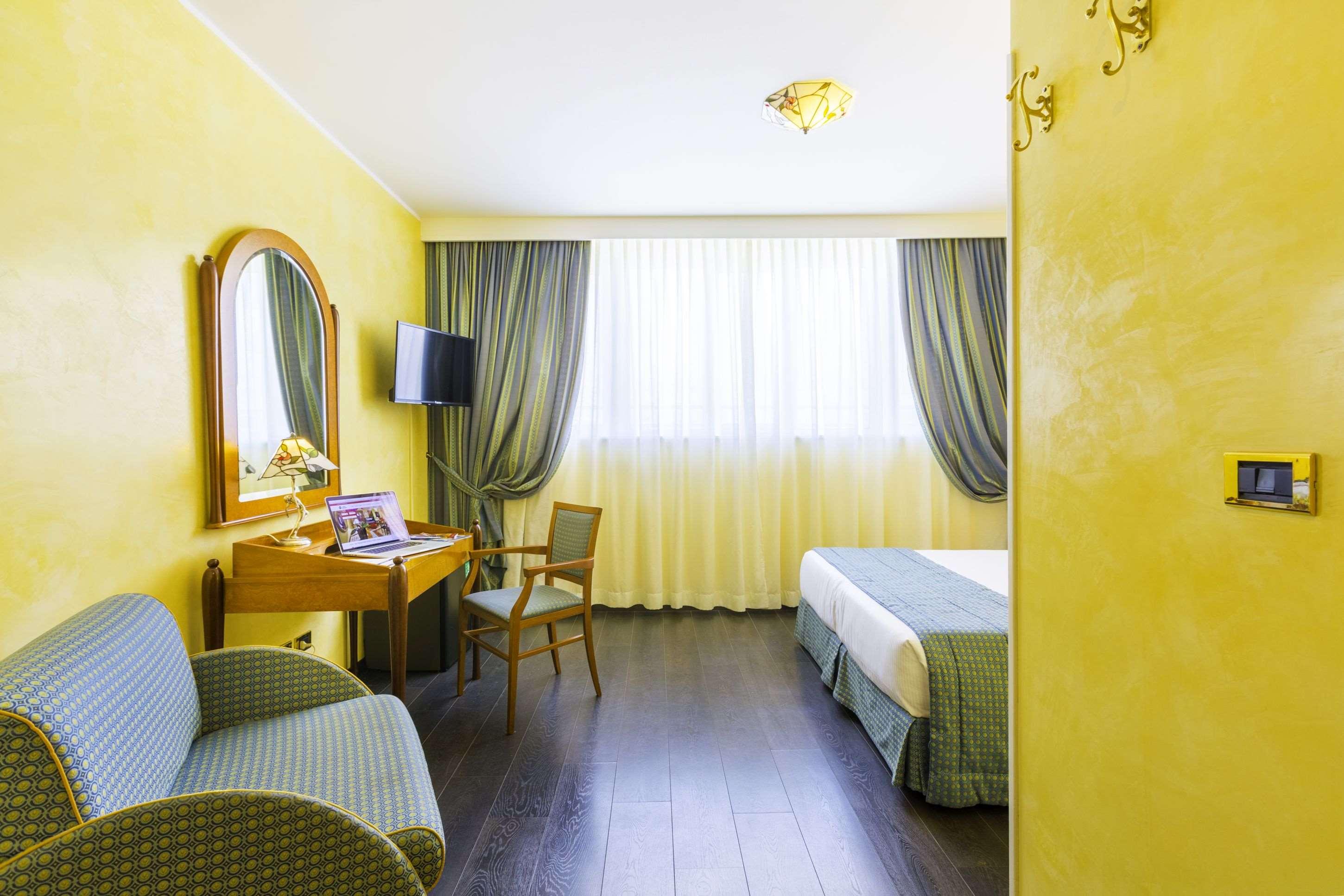 Double King Size Bed