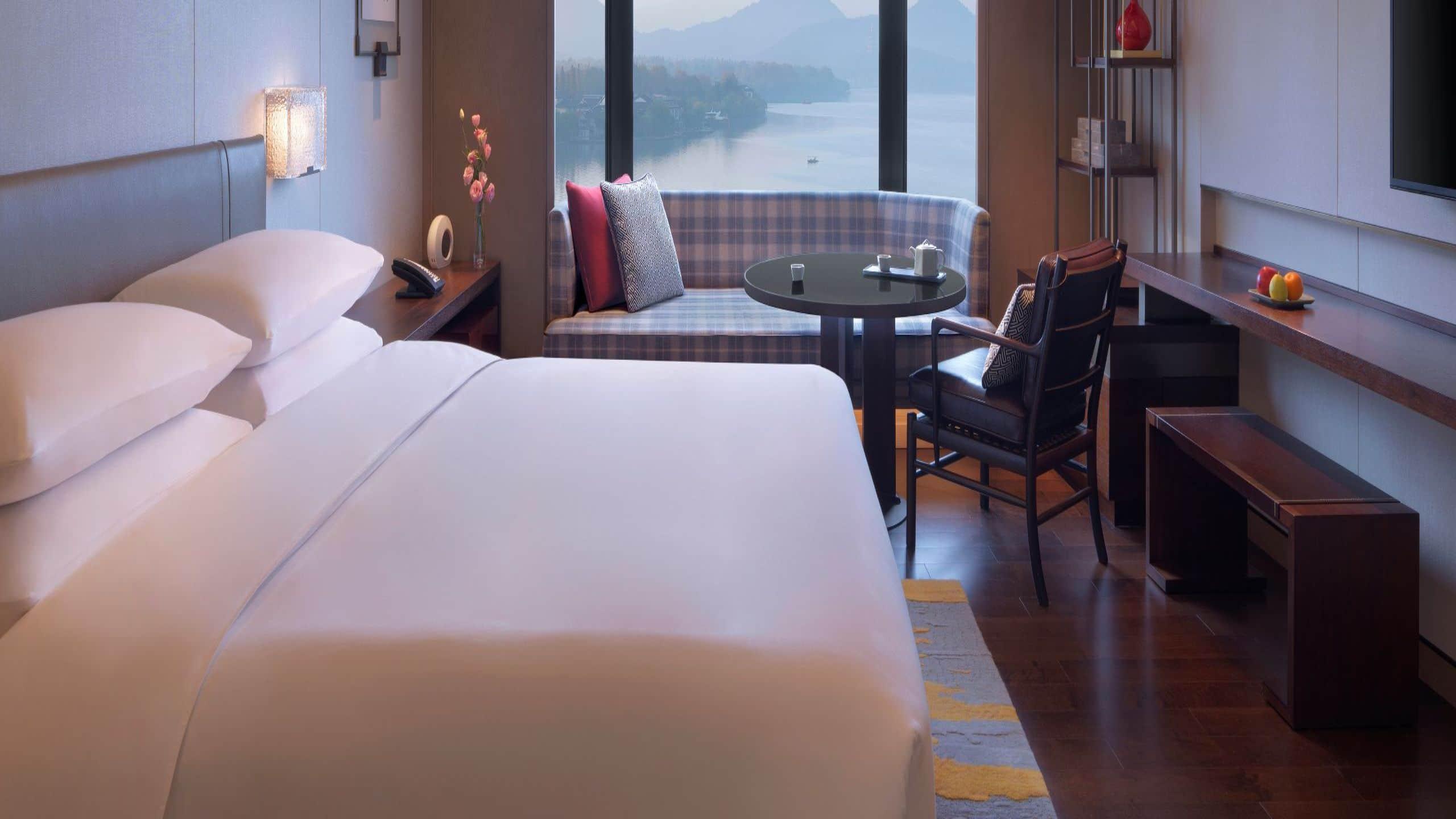 Double King Bed Non Smoking