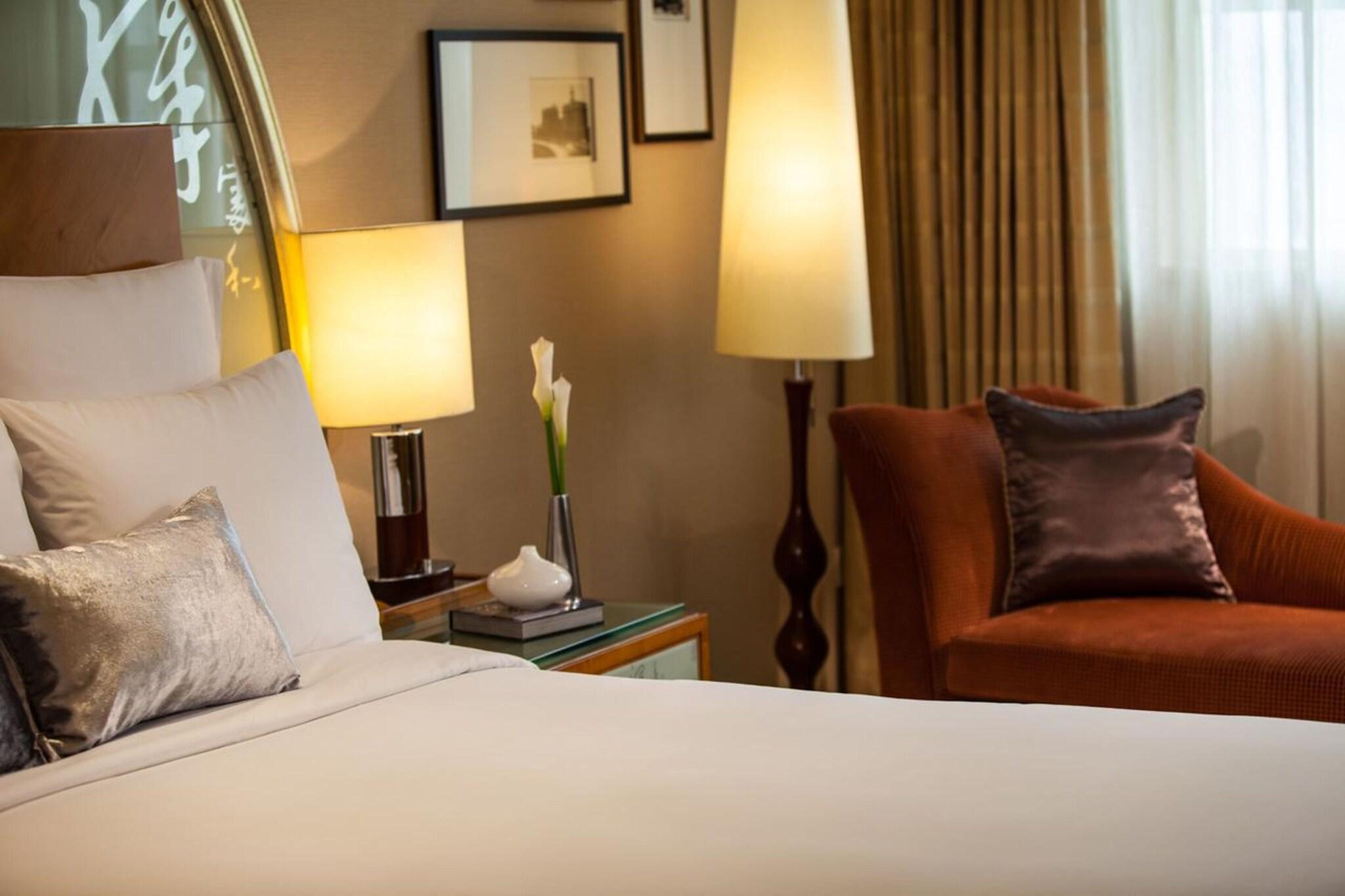 Double Premier King Bed