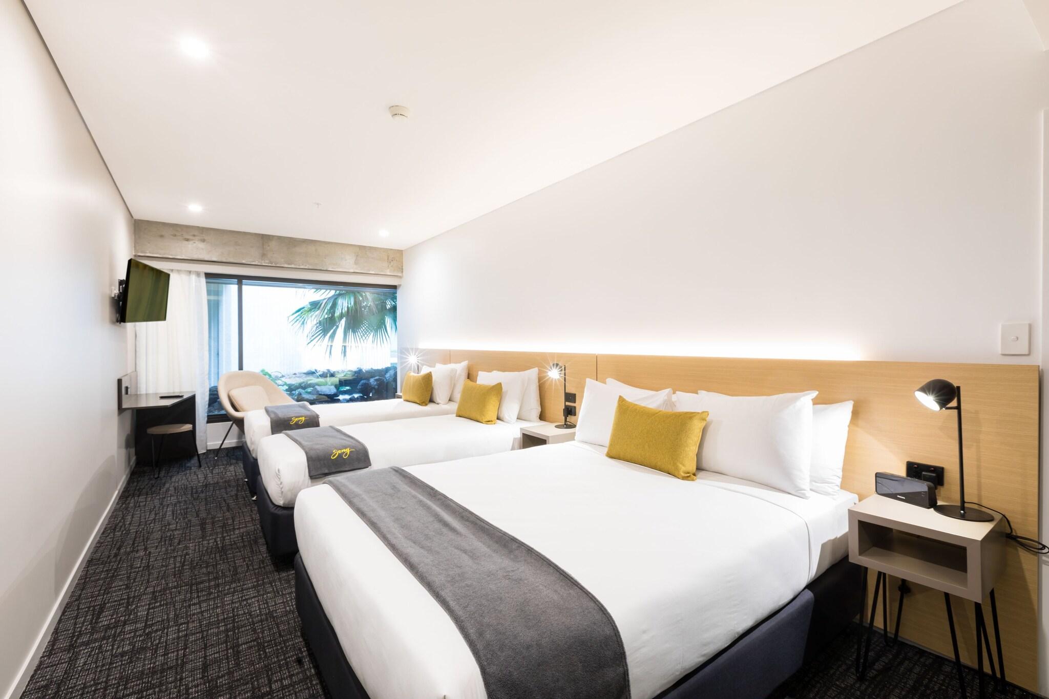 Family Room Premium King Bed