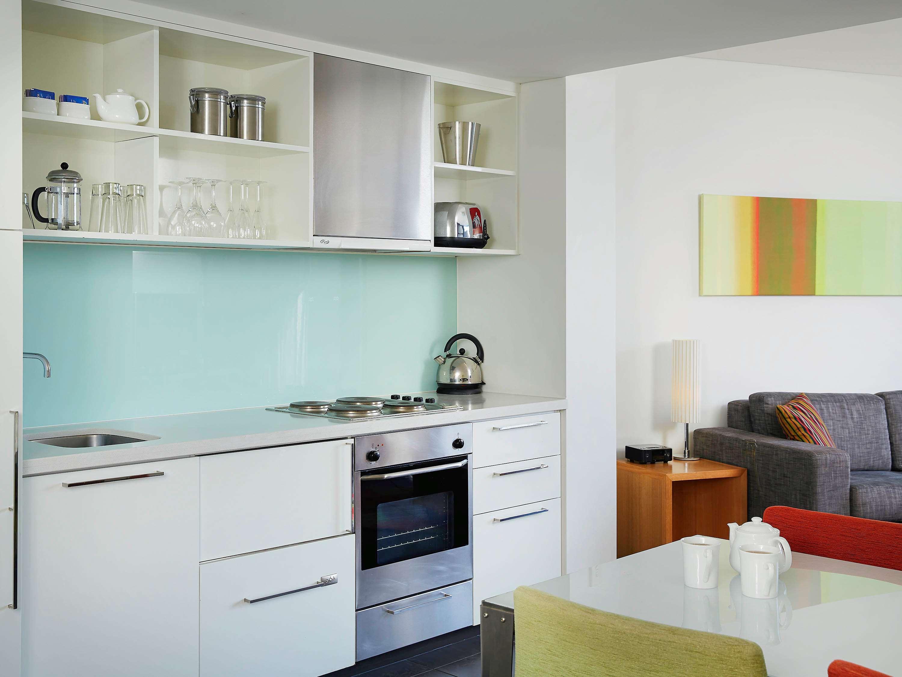 Apartment Queen Size Bed