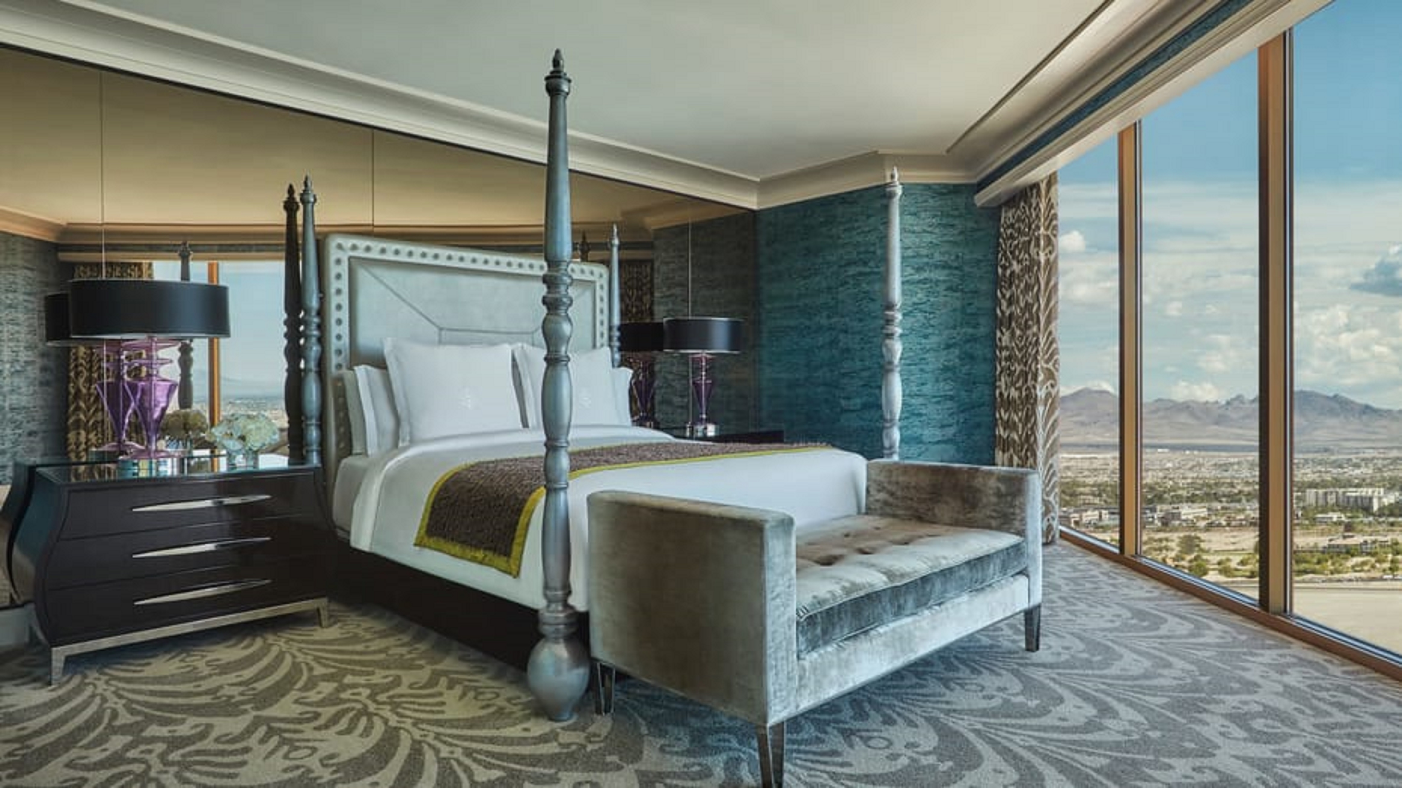 Suite Premier King Bed