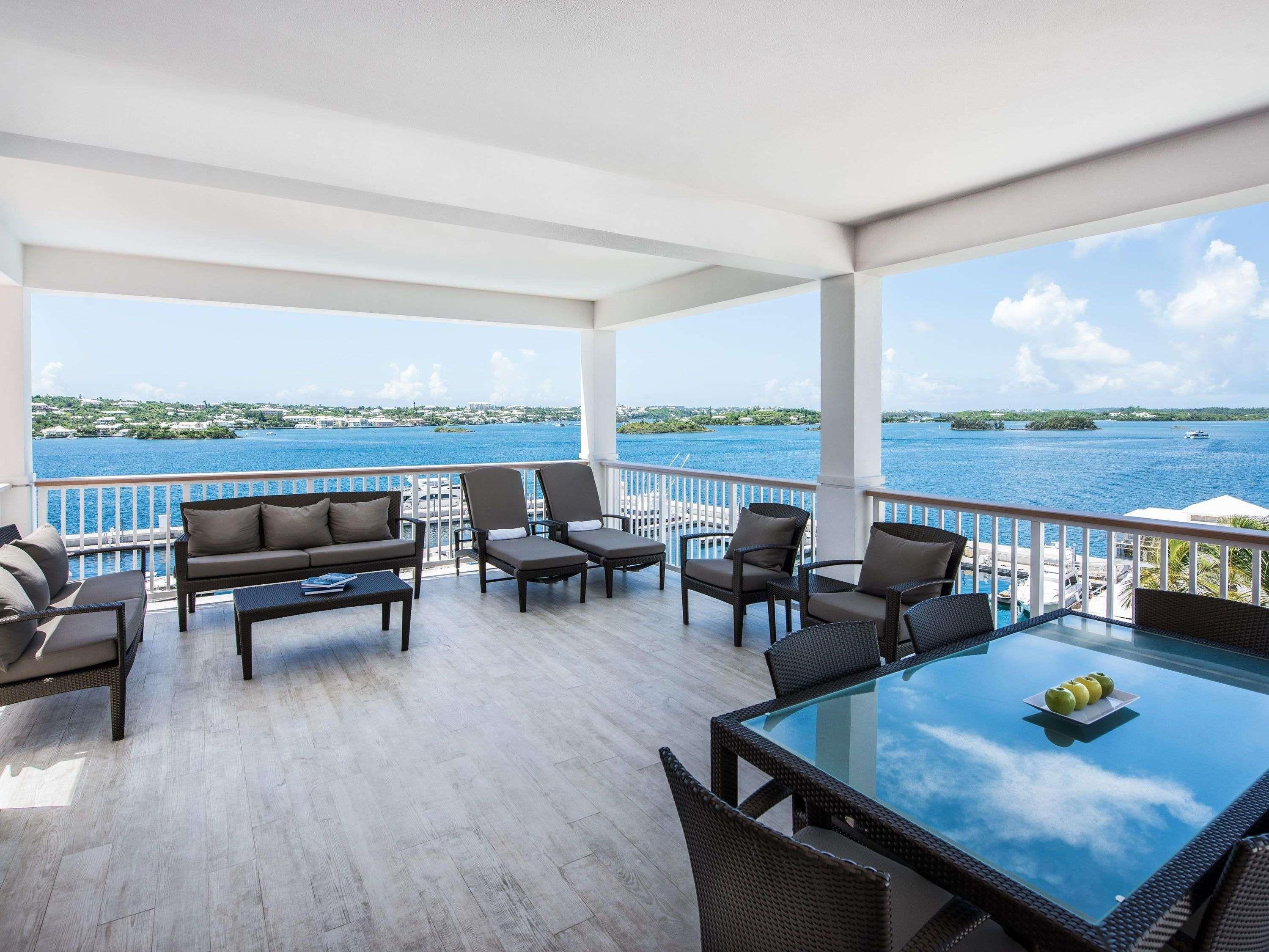 Double Deluxe Mountain View