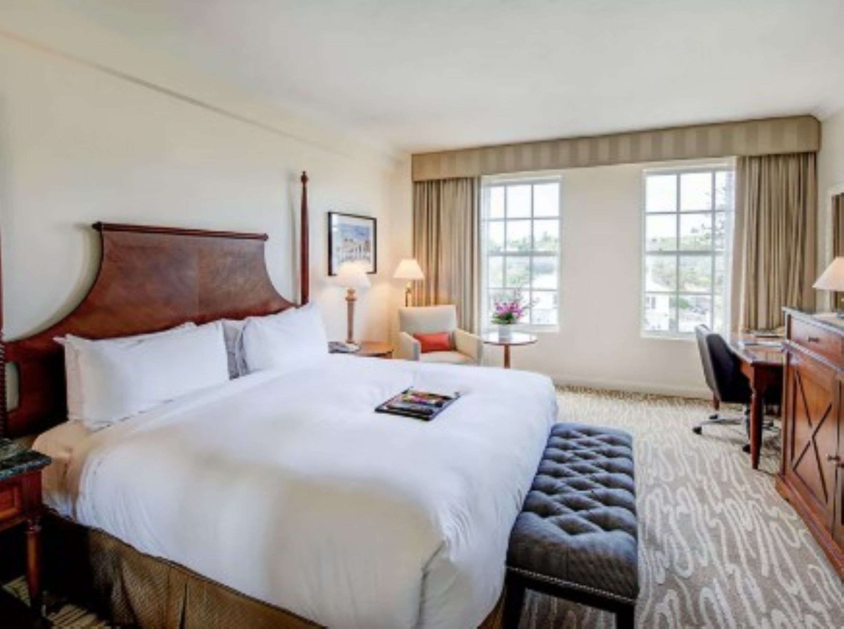 Junior Suite King Size Bed