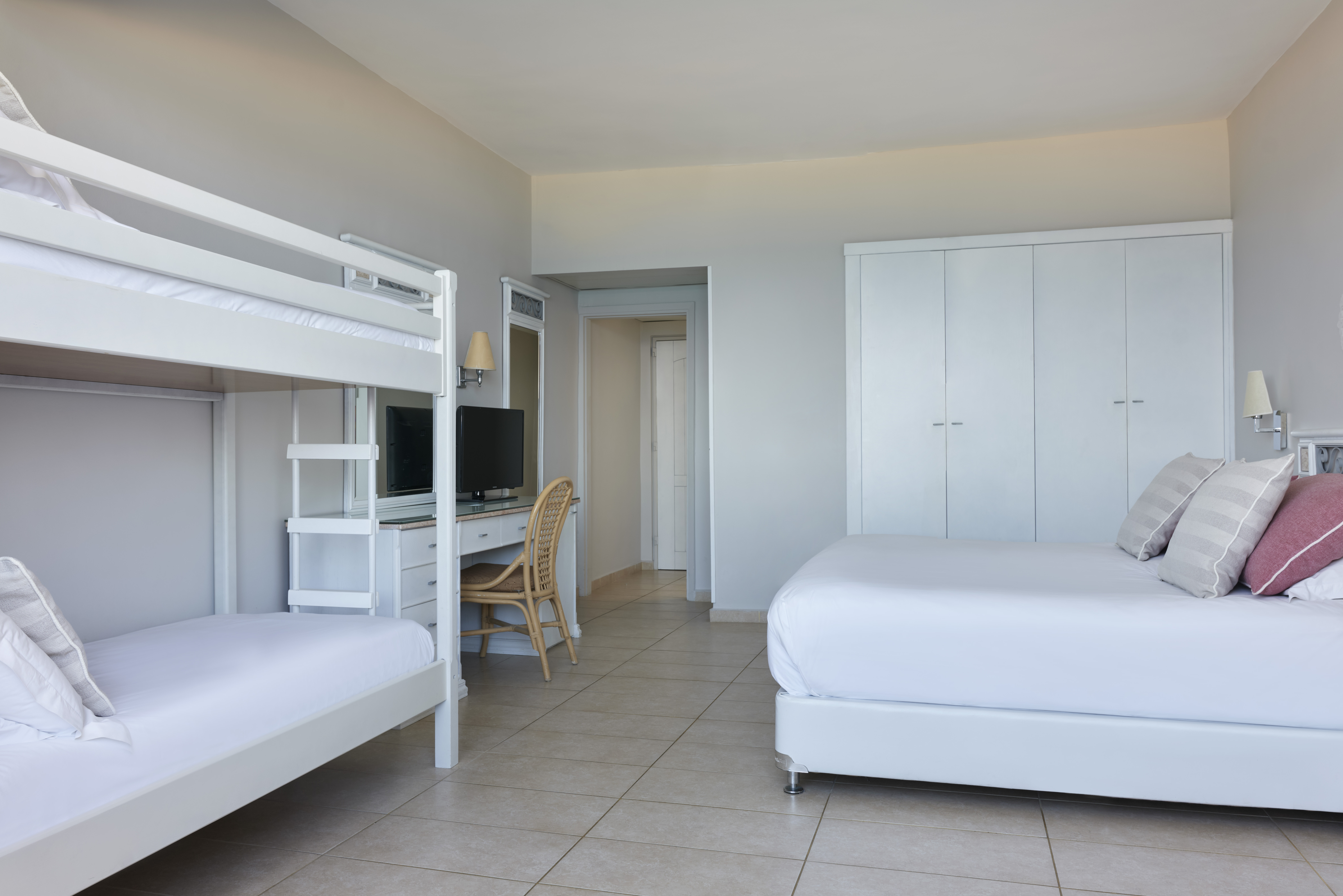 Family Room Land View