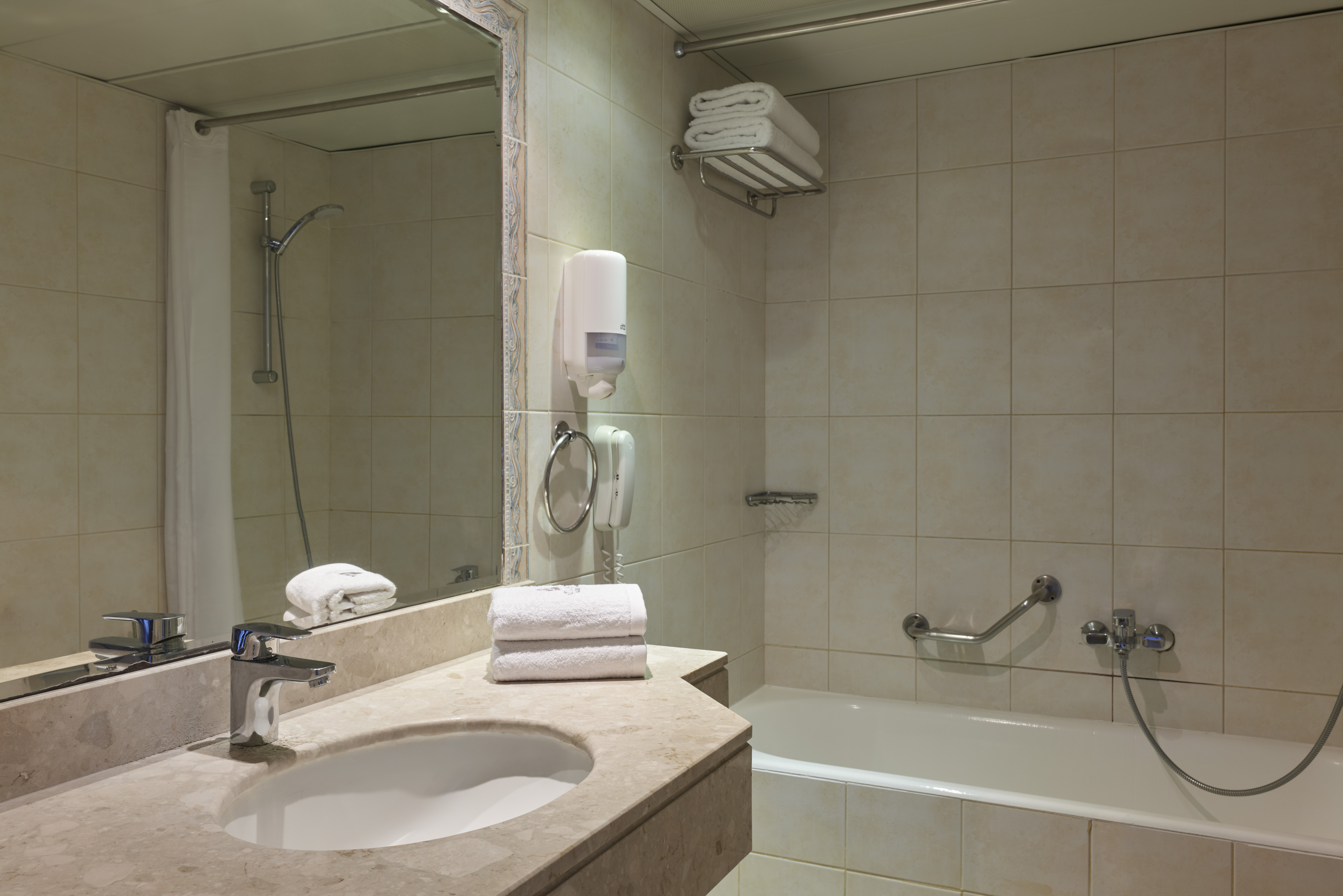 Double or Twin Land View