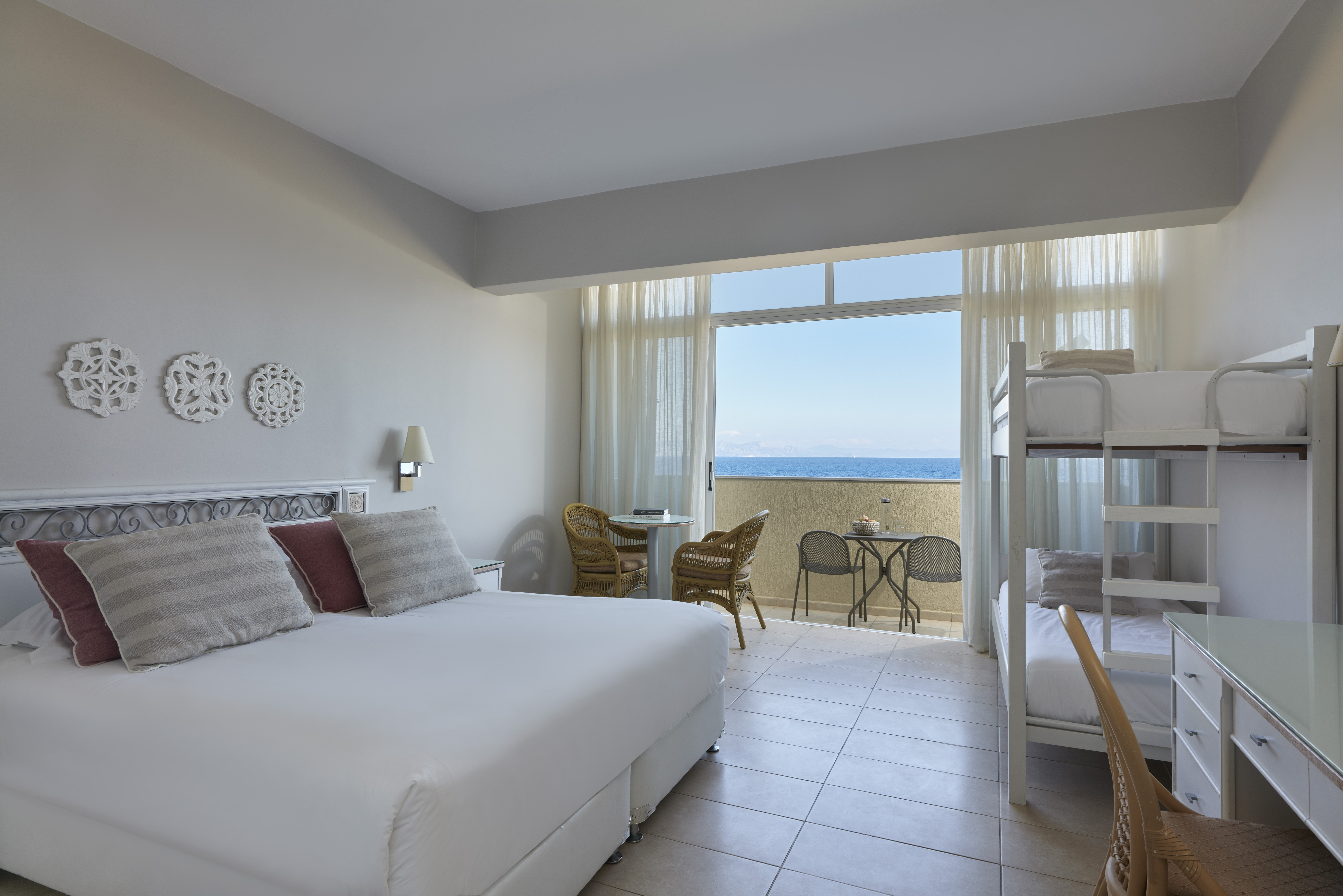 Family Room Sea View