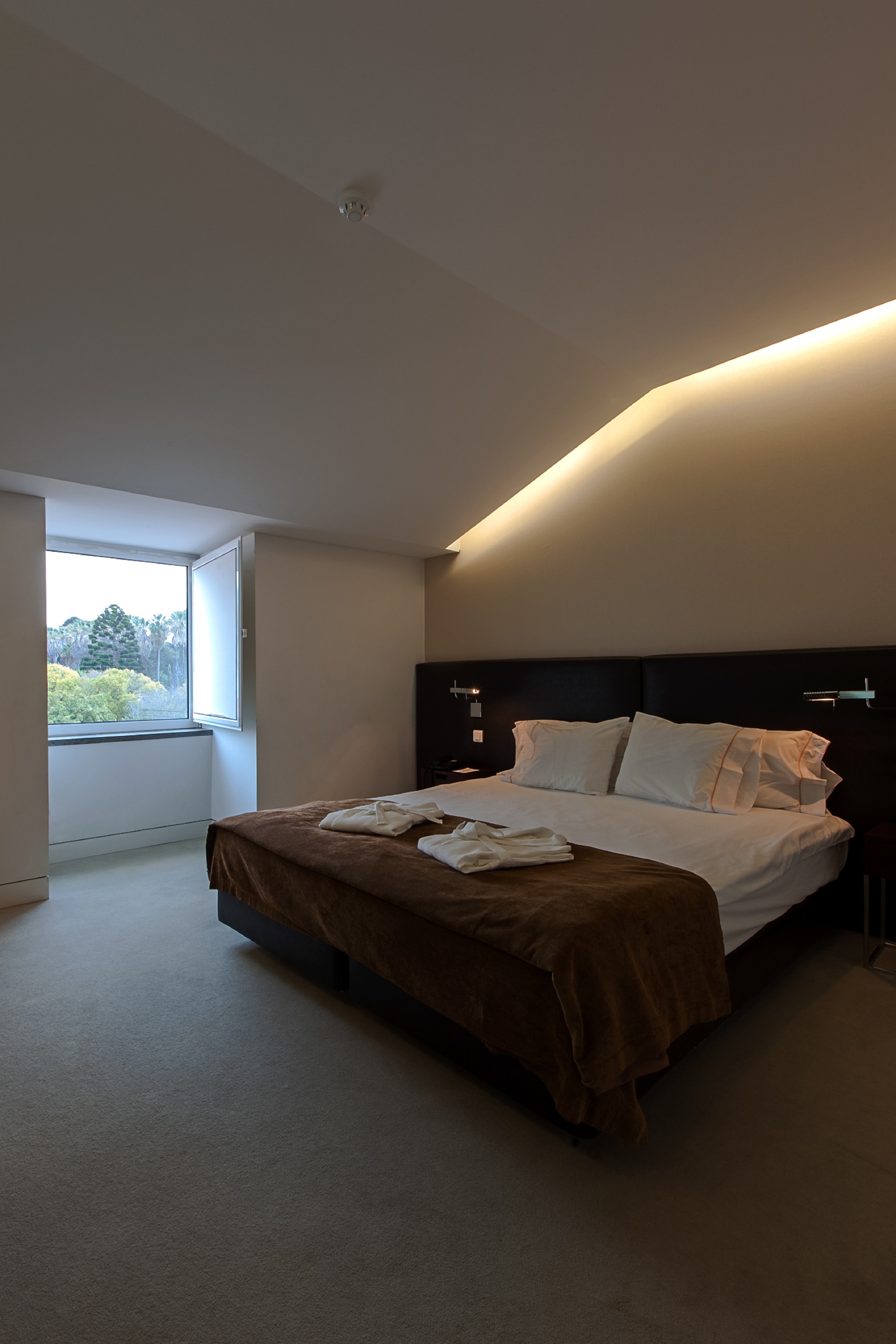 Double or Twin Capacity 3