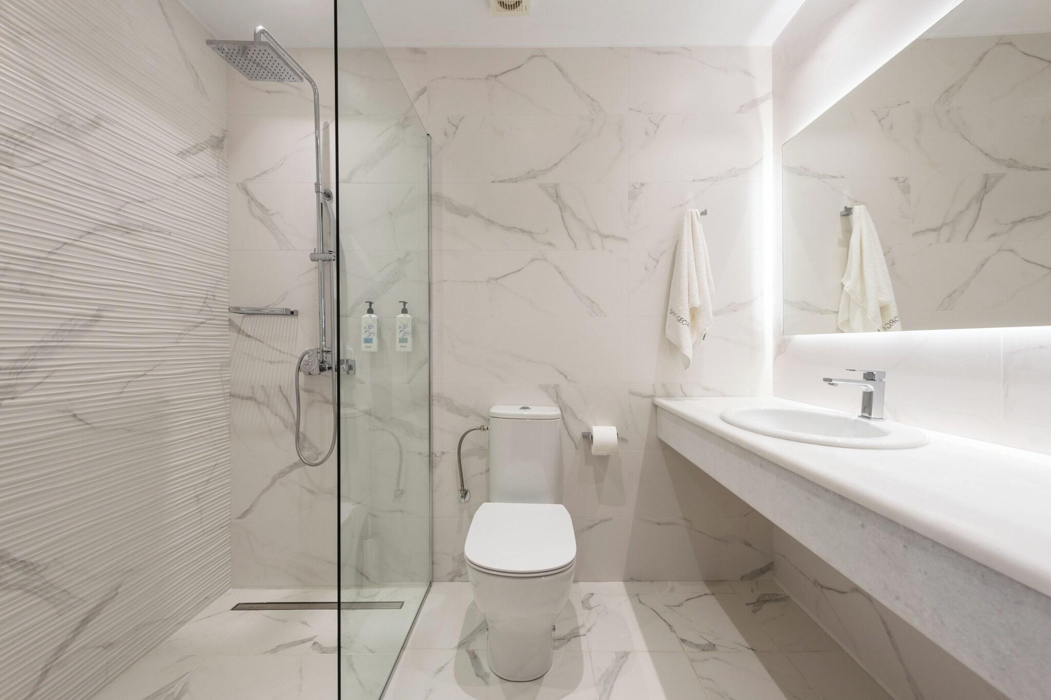 Twin Deluxe Two Beds