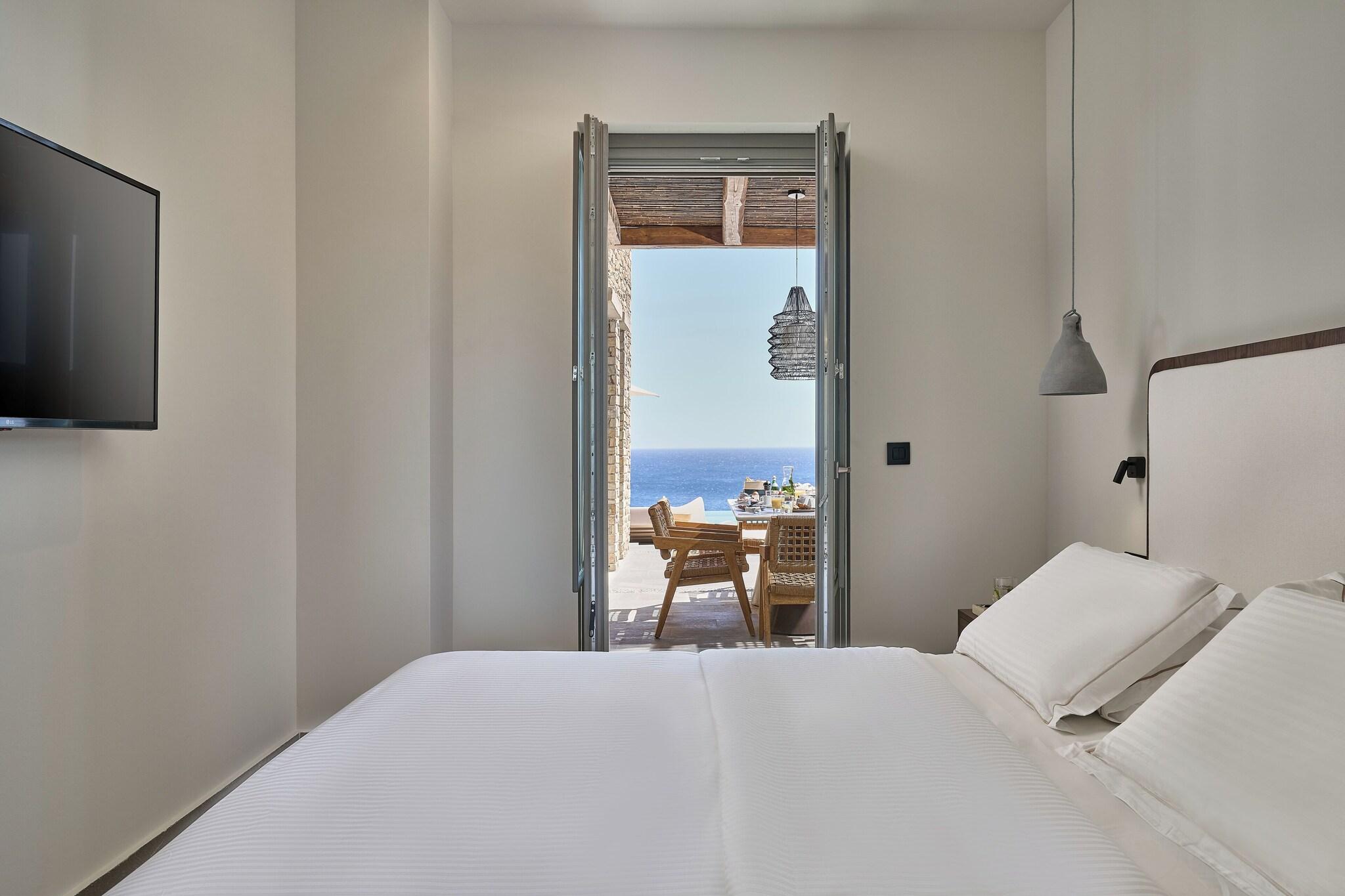 Suite with Private Pool