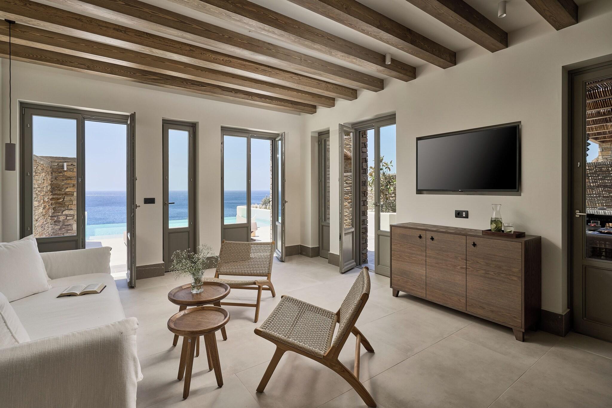 Suite with Private Pool