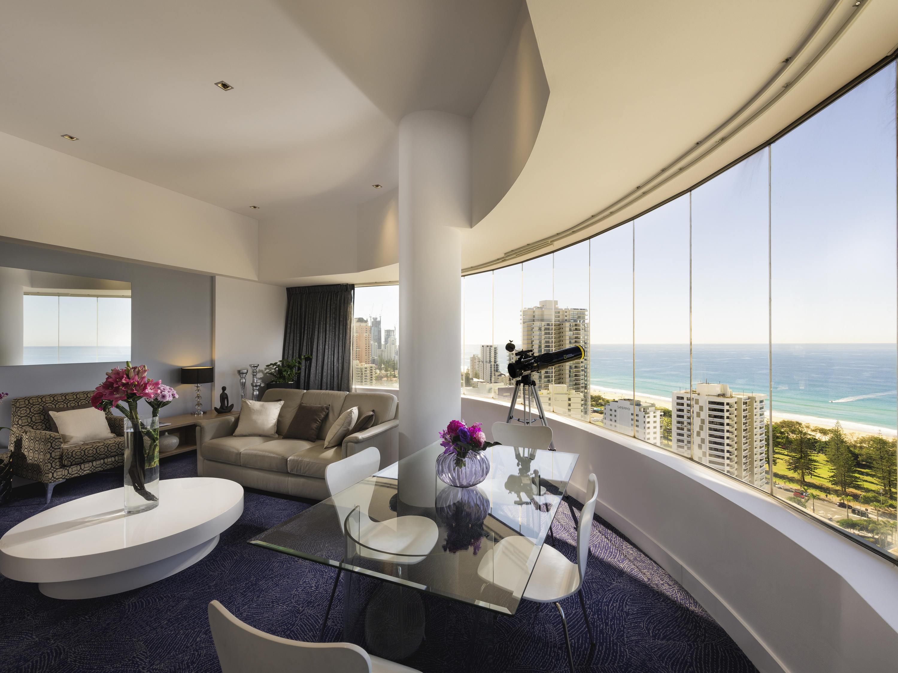 Suite Ocean View King Bed