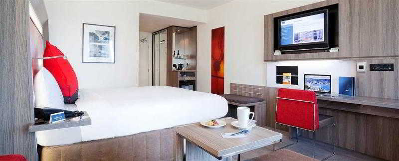 Double Superior King Bed