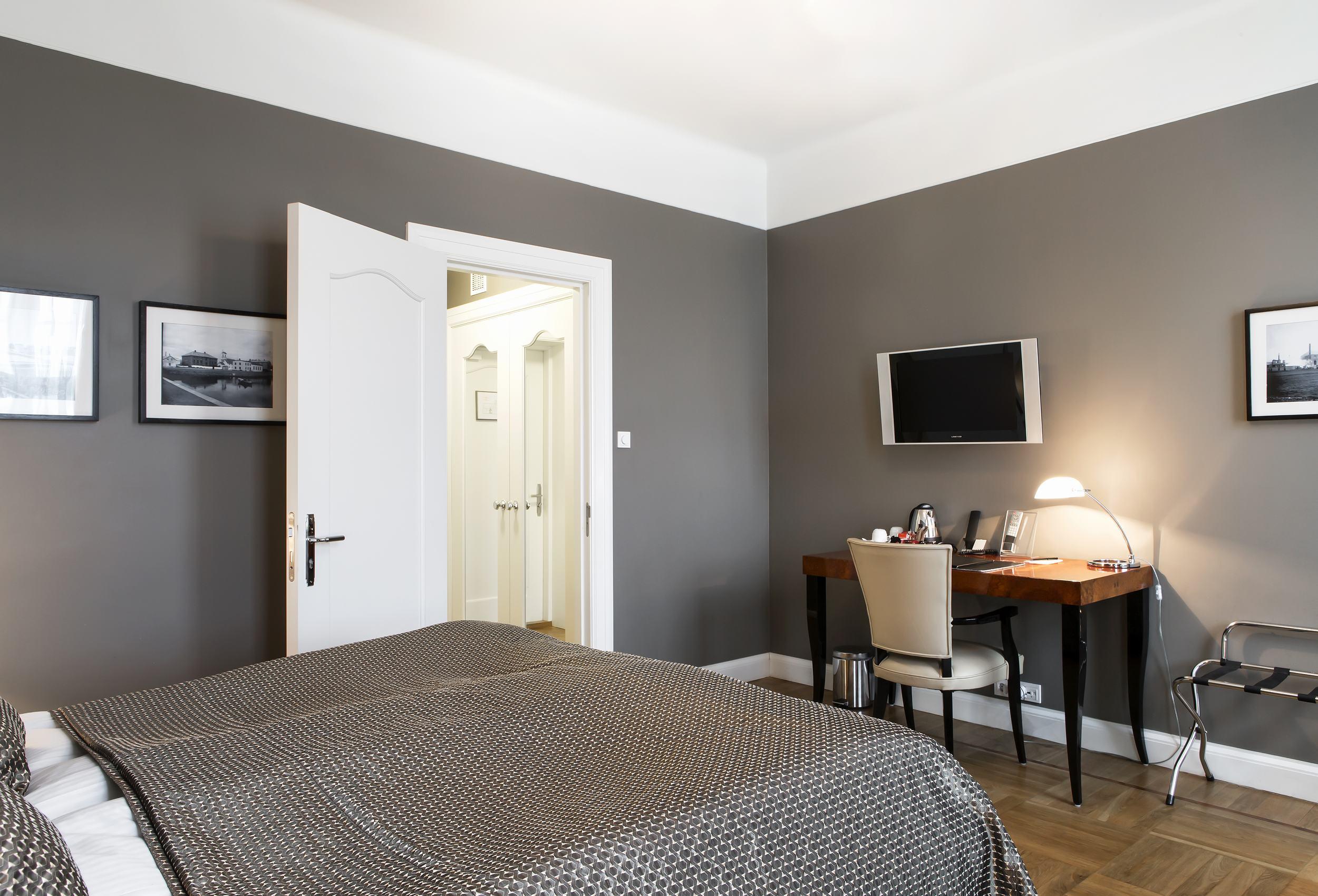 Double or Twin Superior