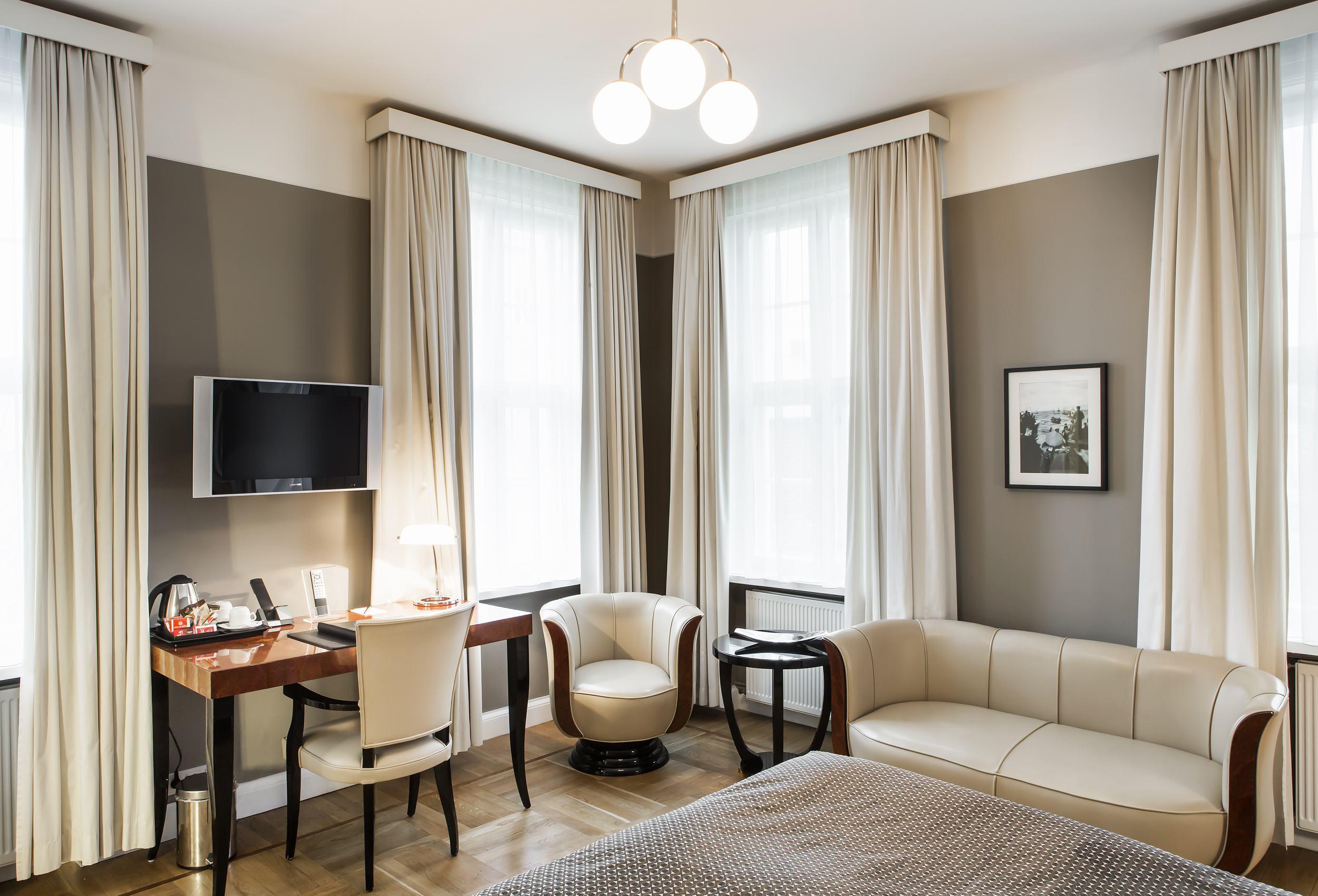 Double or Twin Superior