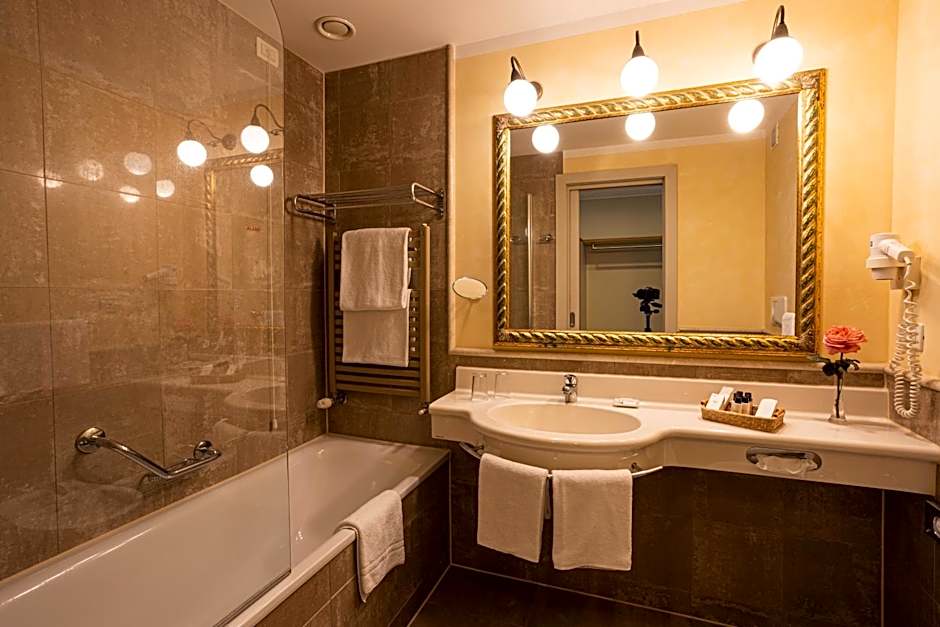 Junior Suite Two Beds