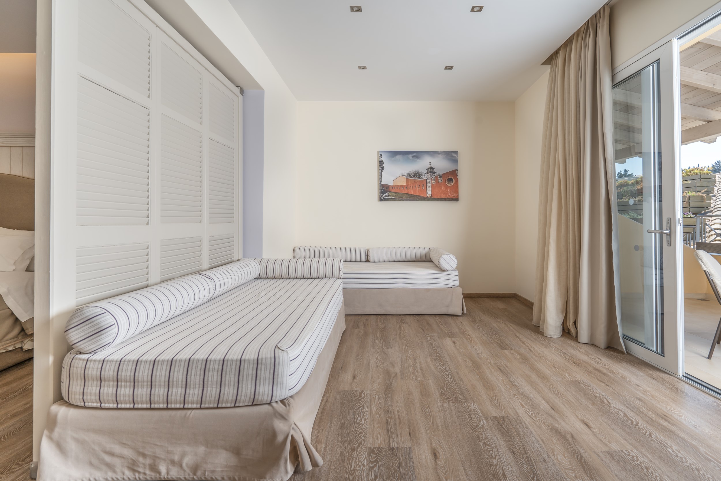 Family Room Capacity 1