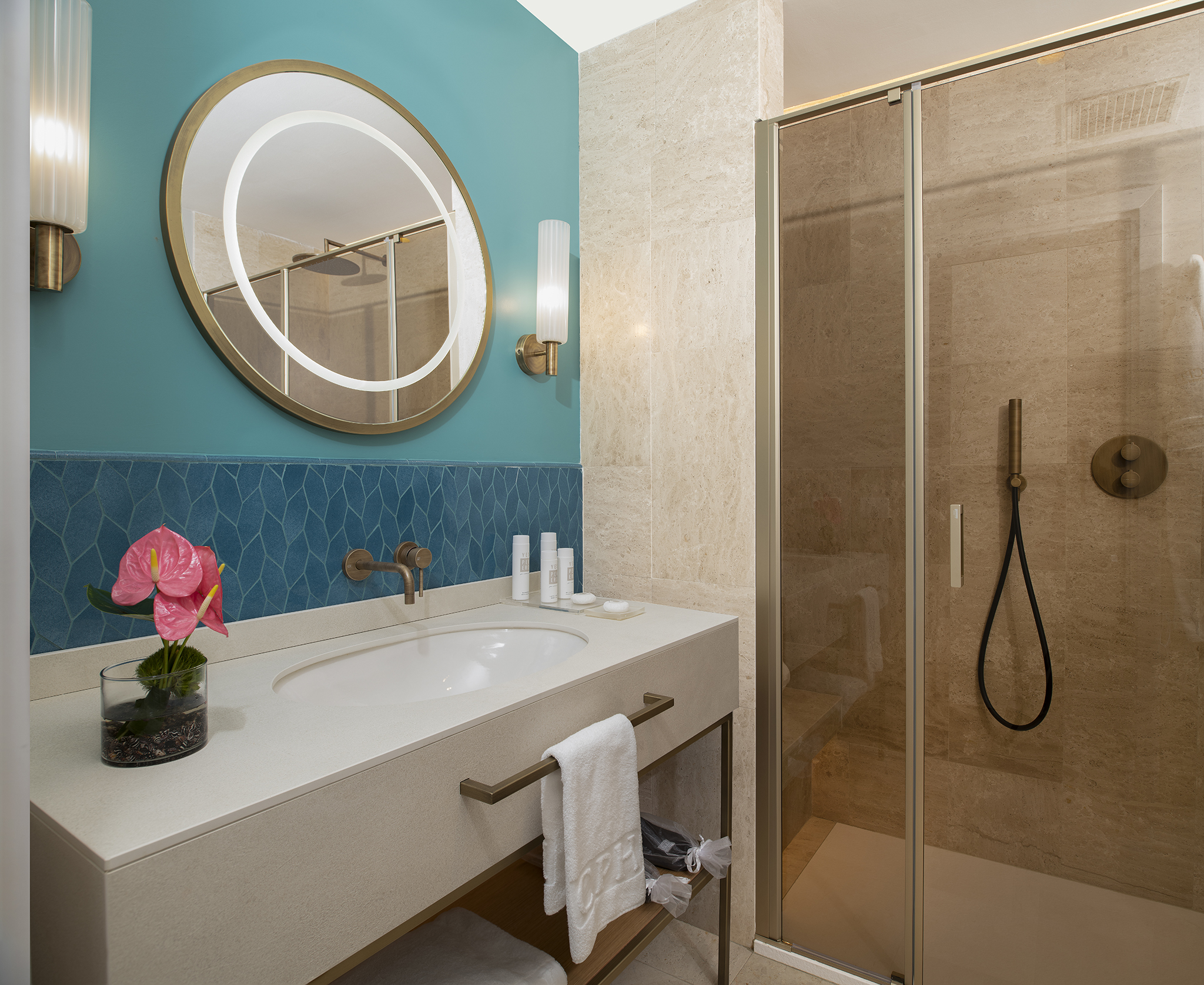 Double Deluxe Premium