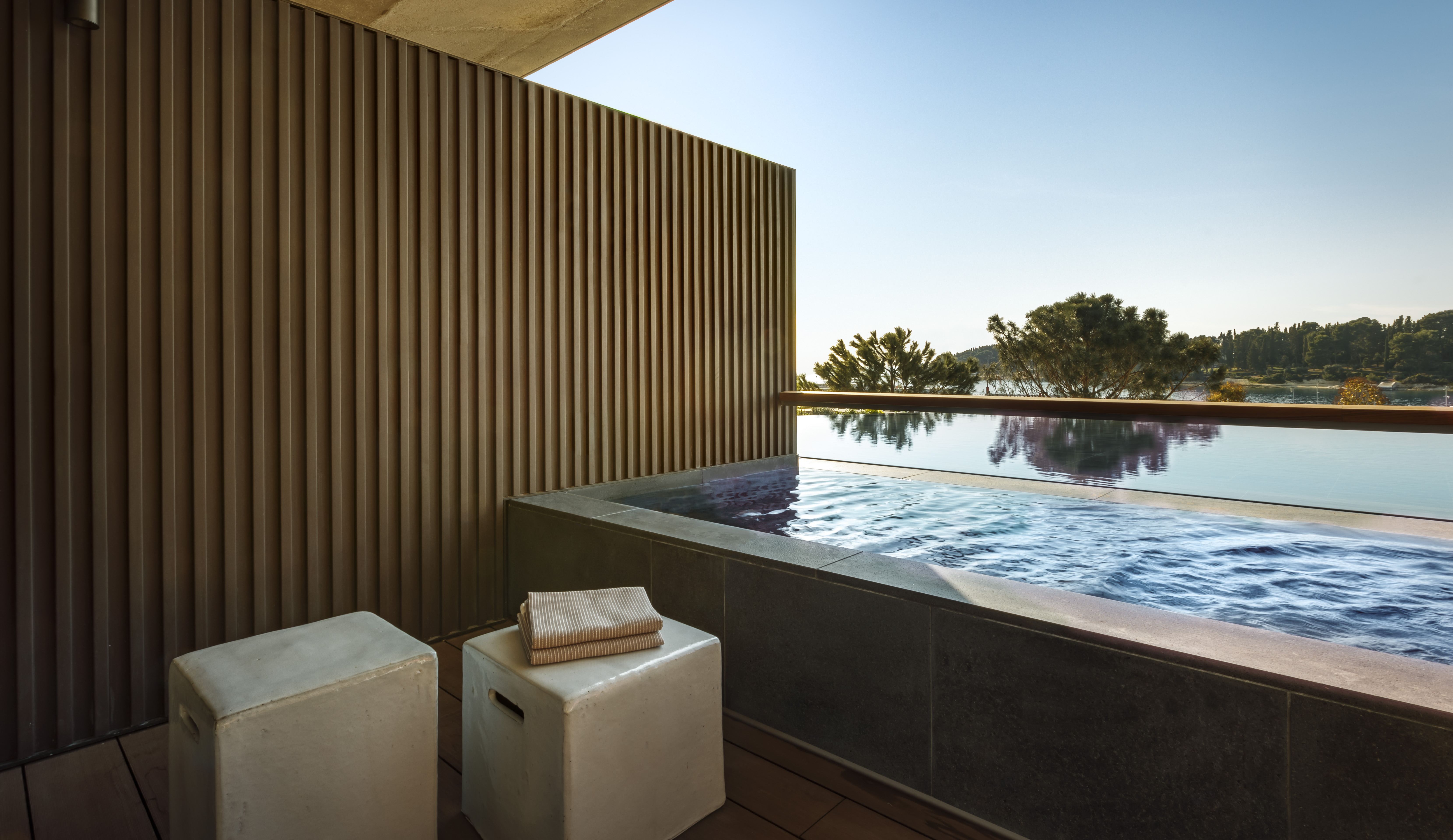 Double Deluxe Sea View